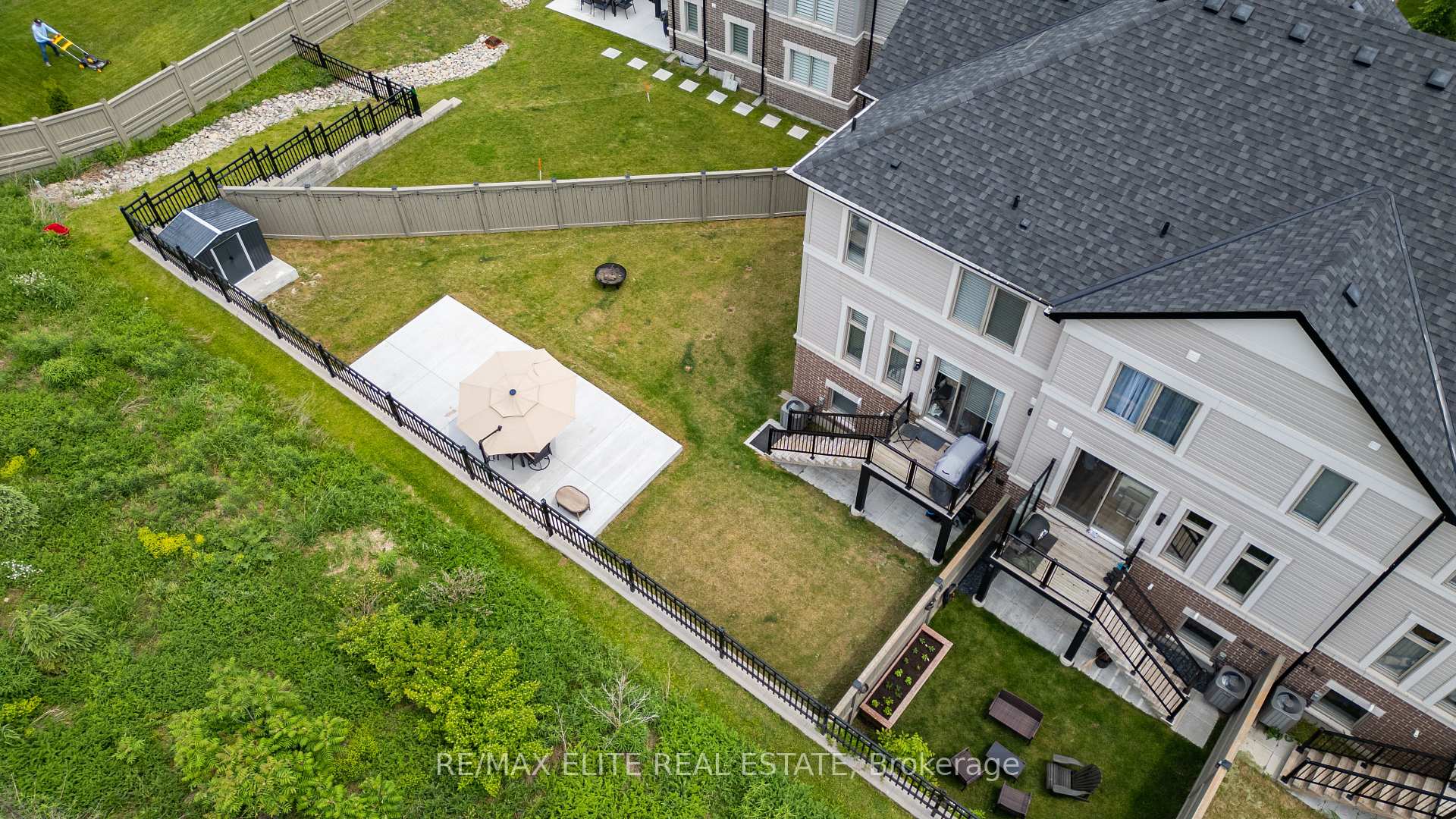 Photo 28 of Unit 26, 13 Totten Trail, New Tecumseth, Tottenham — HOMEH