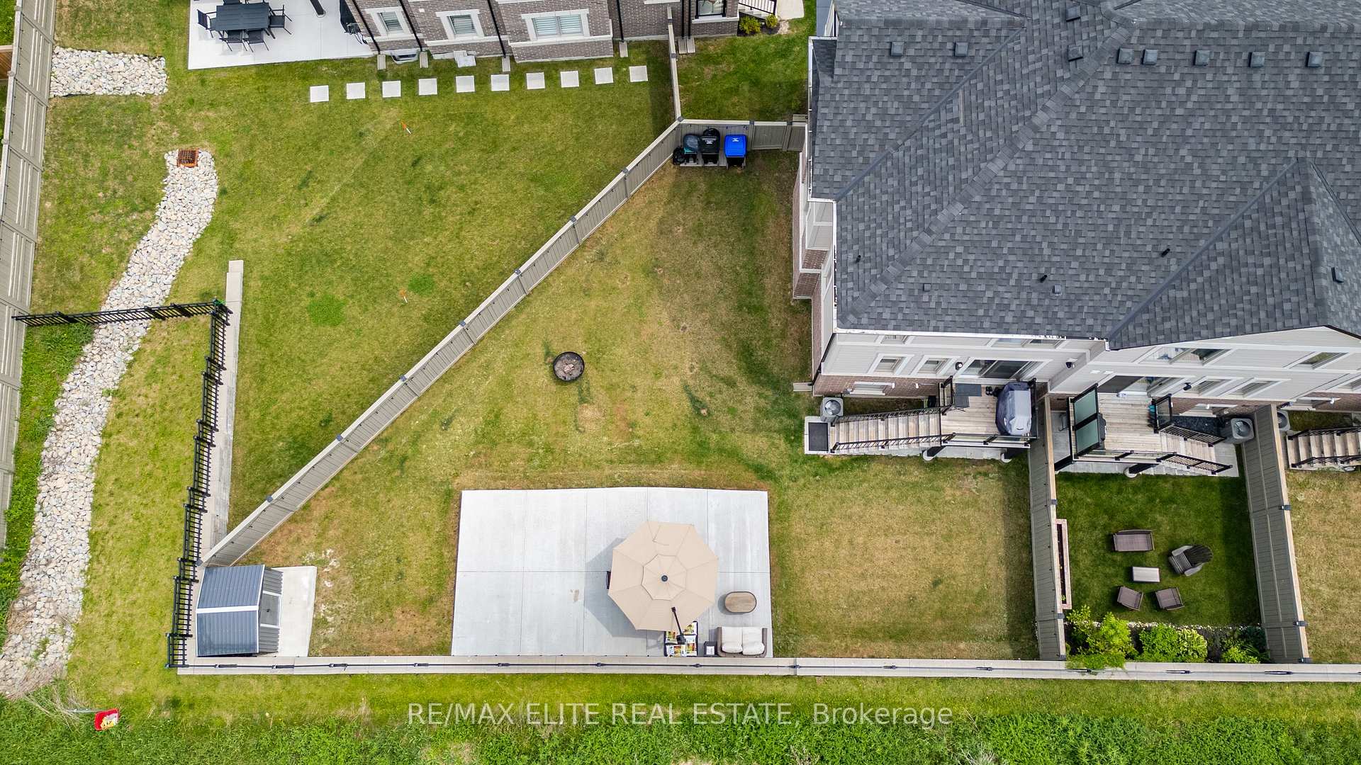Photo 29 of Unit 26, 13 Totten Trail, New Tecumseth, Tottenham — HOMEH