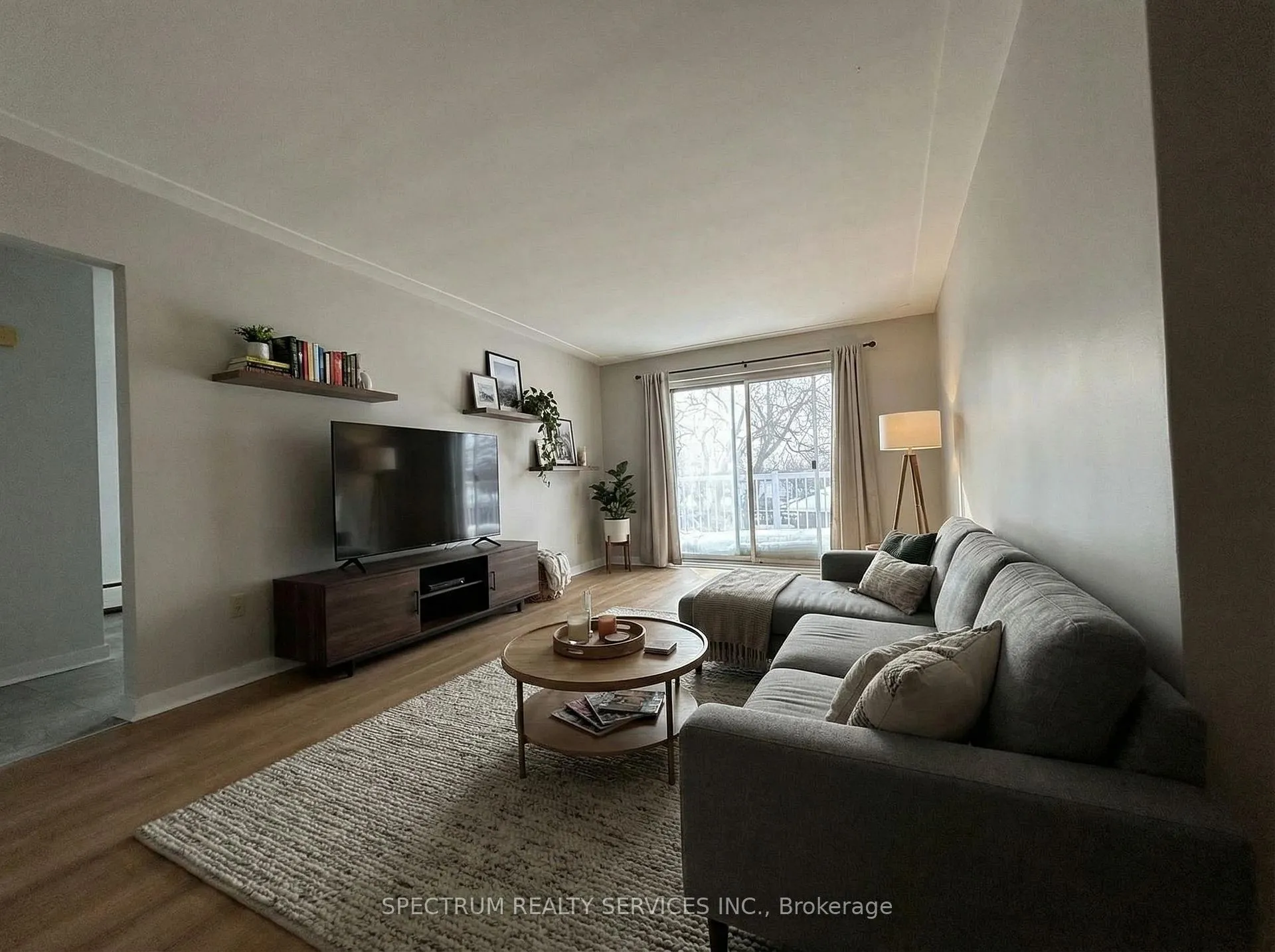 Photo 4 of Unit 10, 357 Connaught Street, Kitchener — HOMEH