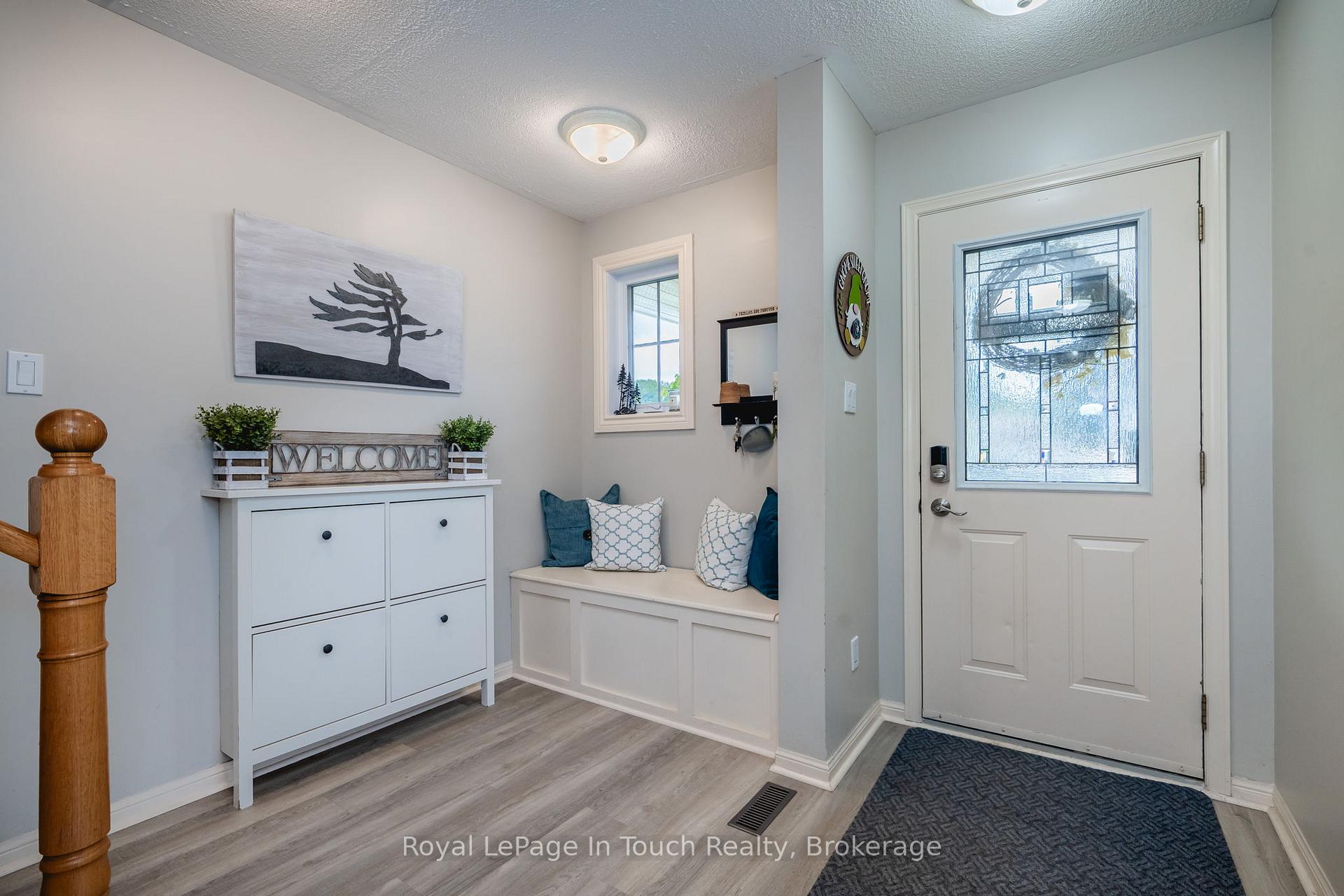 Photo 4 of 215 Margaret Street, Midland — HOMEH