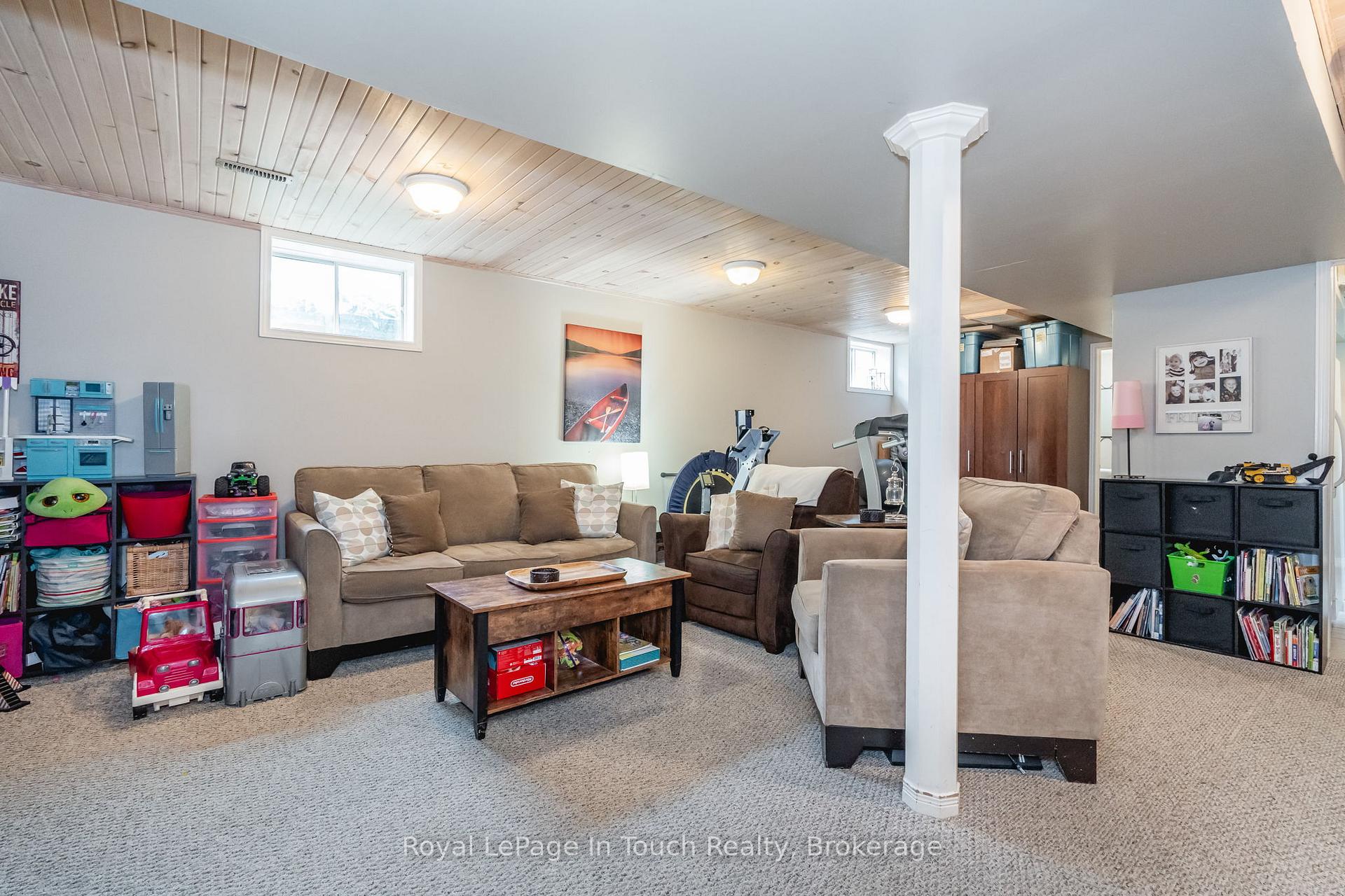 Photo 28 of 215 Margaret Street, Midland — HOMEH