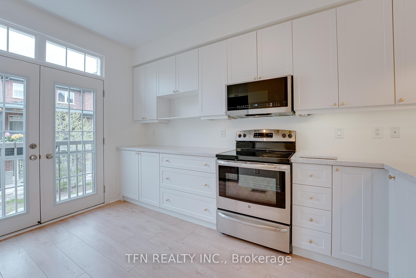 Photo 3 of 2360 Treversh Common, Burlington, Freeman — HOMEH