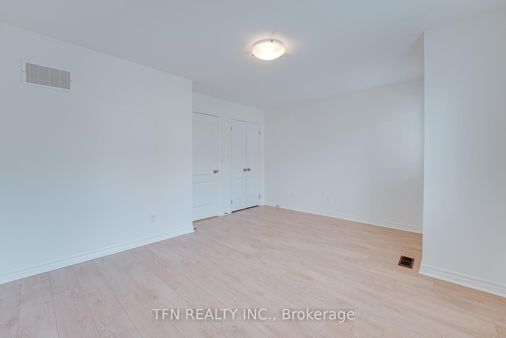 Photo 34 of 2360 Treversh Common, Burlington, Freeman — HOMEH
