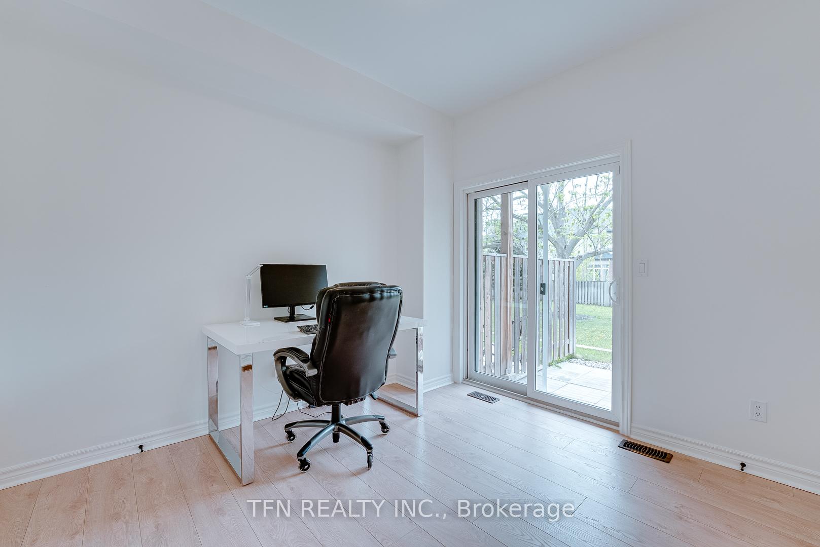 Photo 23 of 2360 Treversh Common, Burlington, Freeman — HOMEH