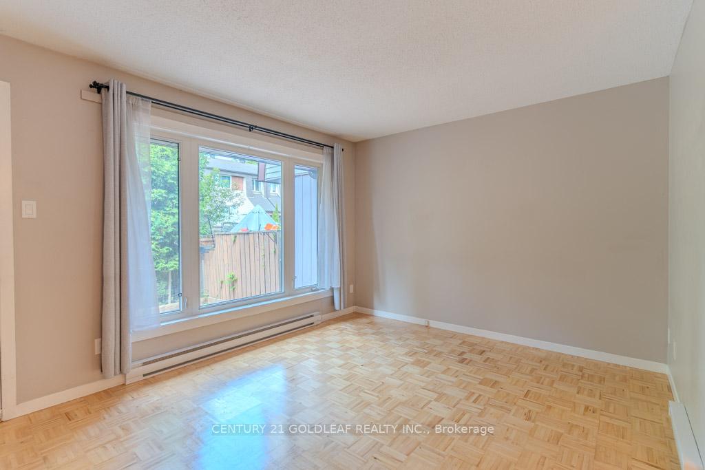 Photo 32 of 1342 Cedarcroft Crescent, Ottawa, Pineview — HOMEH