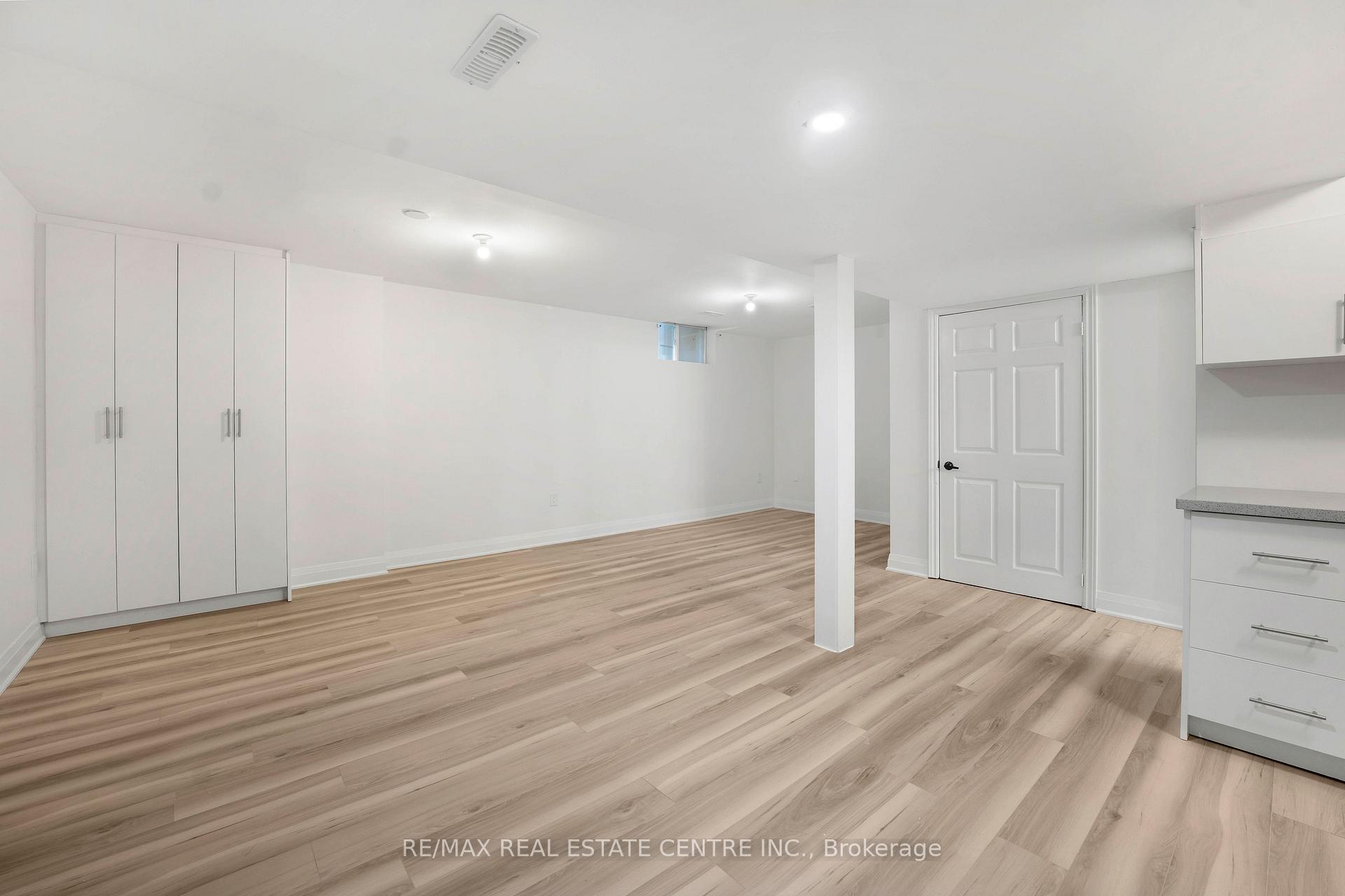 Photo 13 of 40 Octillo Boulevard, Brampton, Sandringham-Wellington — HOMEH
