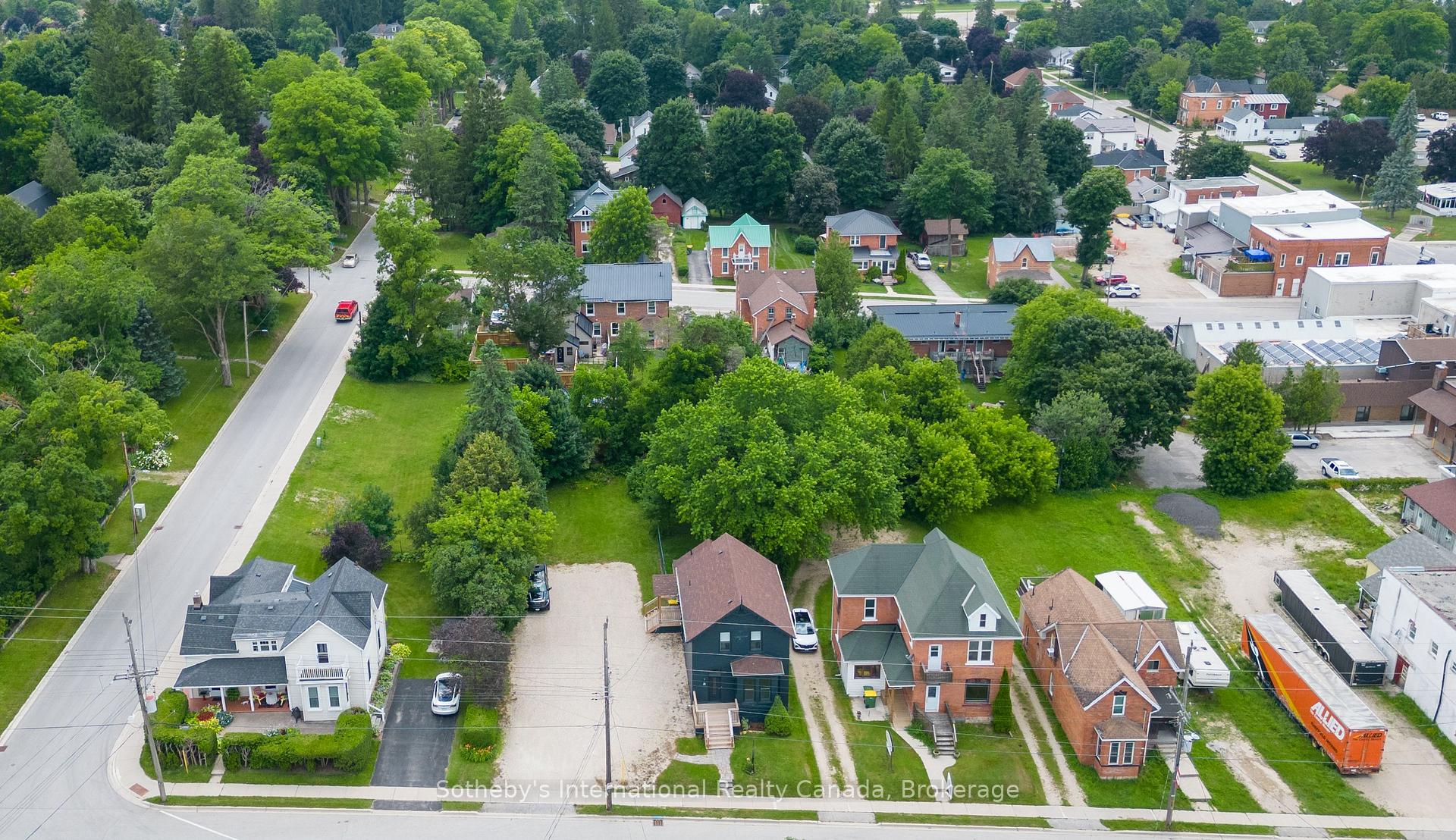 Photo 29 of 40 Toronto Street S, Grey Highlands — HOMEH