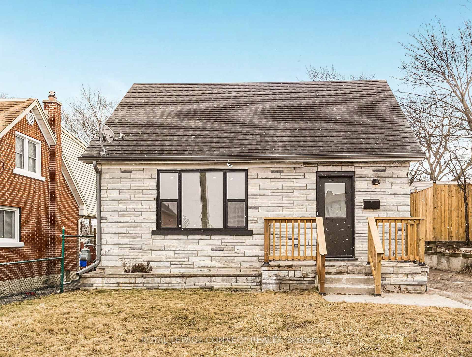Front of 761 Guelph Street