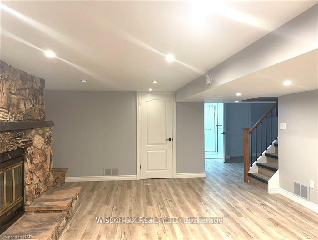 Photo 16 of 15 Philpark Road, St. Catharines, Port Dalhousie — HOMEH