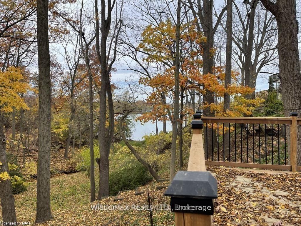 Photo 2 of 15 Philpark Road, St. Catharines, Port Dalhousie — HOMEH