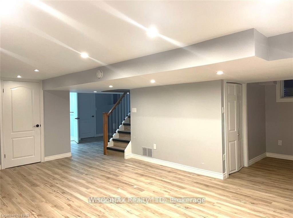 Photo 39 of 15 Philpark Road, St. Catharines, Port Dalhousie — HOMEH