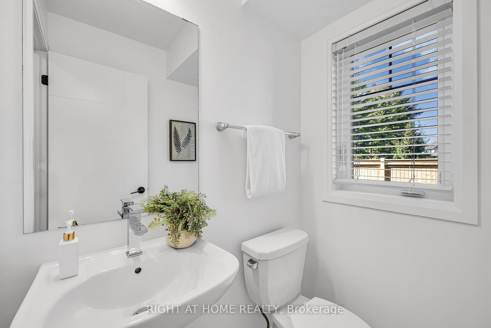 Photo 10 of 112 Bavin Street, Clarington, Bowmanville — HOMEH