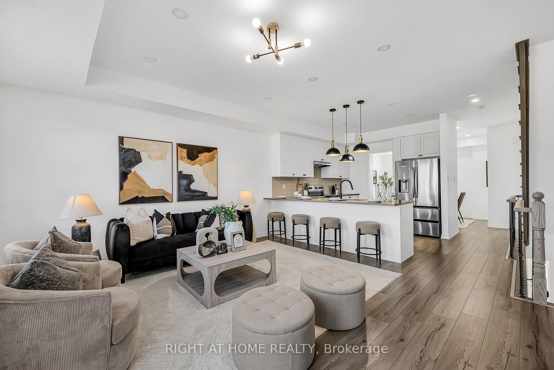 Photo 12 of 112 Bavin Street, Clarington, Bowmanville — HOMEH