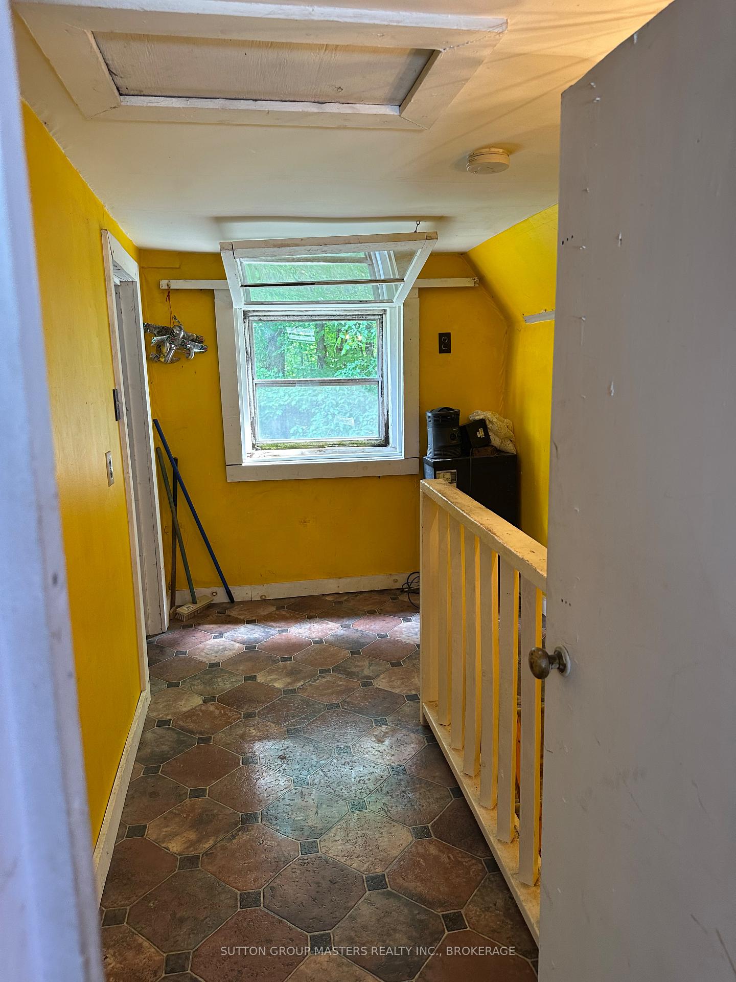 Photo 20 of 31 White Road, Frontenac, Frontenac South — HOMEH