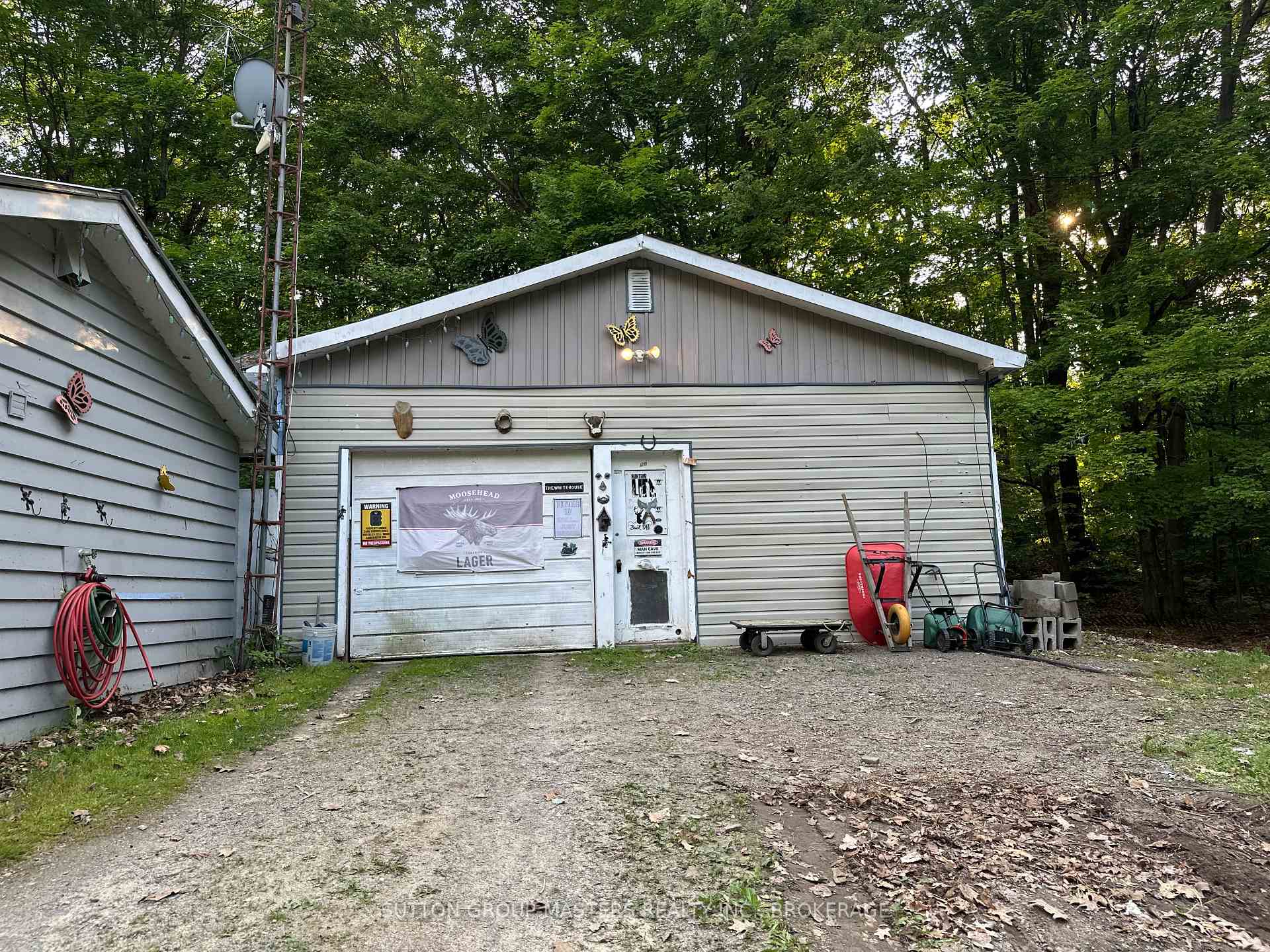 Photo 26 of 31 White Road, Frontenac, Frontenac South — HOMEH