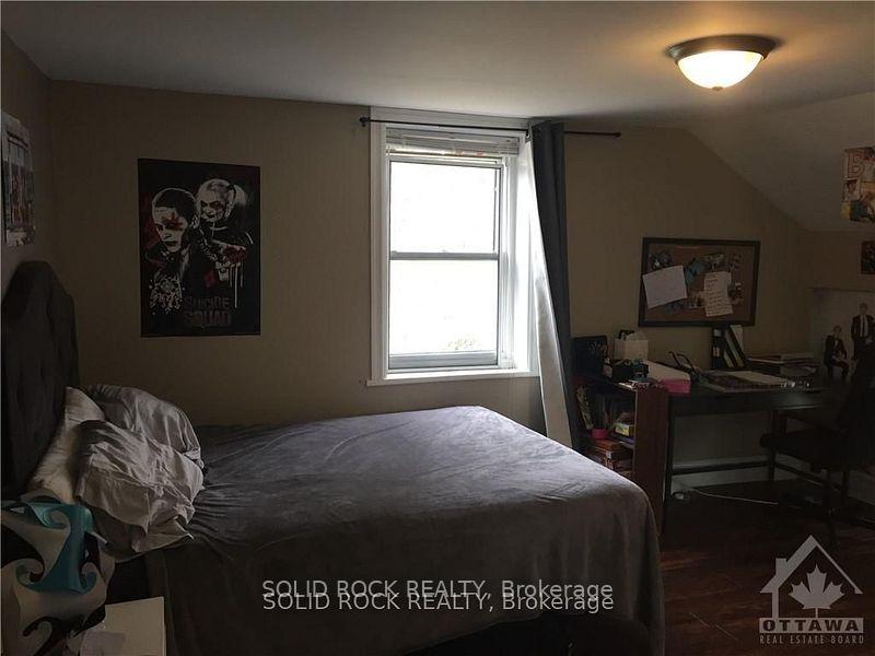 Photo 8 of 1368-1370 Meadow Drive, Ottawa, Greely — HOMEH