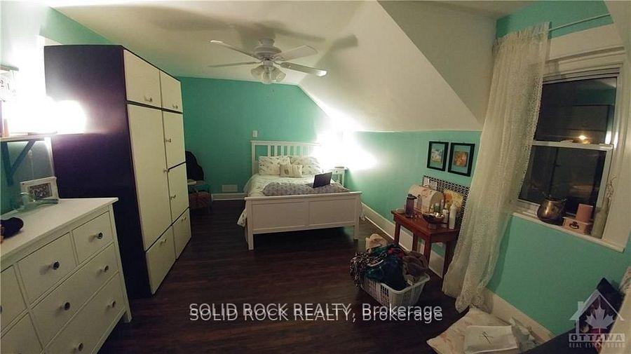 Photo 13 of 1368-1370 Meadow Drive, Ottawa, Greely — HOMEH