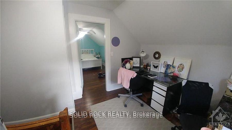 Photo 14 of 1368-1370 Meadow Drive, Ottawa, Greely — HOMEH