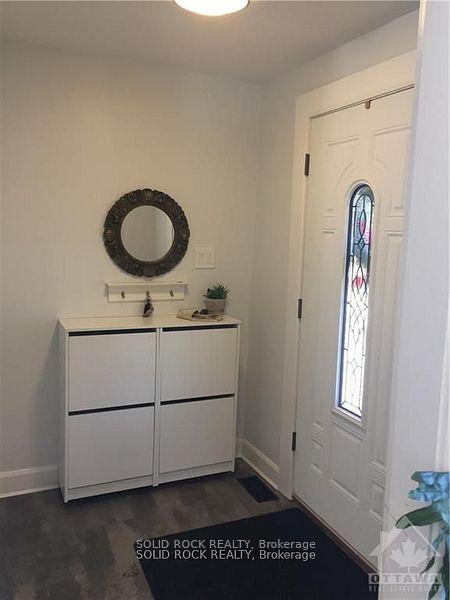 Photo 15 of 1368-1370 Meadow Drive, Ottawa, Greely — HOMEH