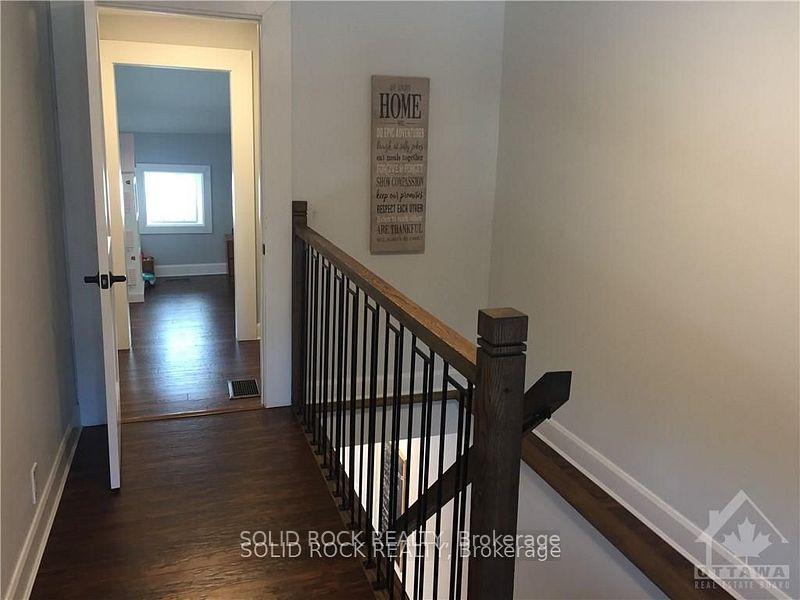 Photo 19 of 1368-1370 Meadow Drive, Ottawa, Greely — HOMEH