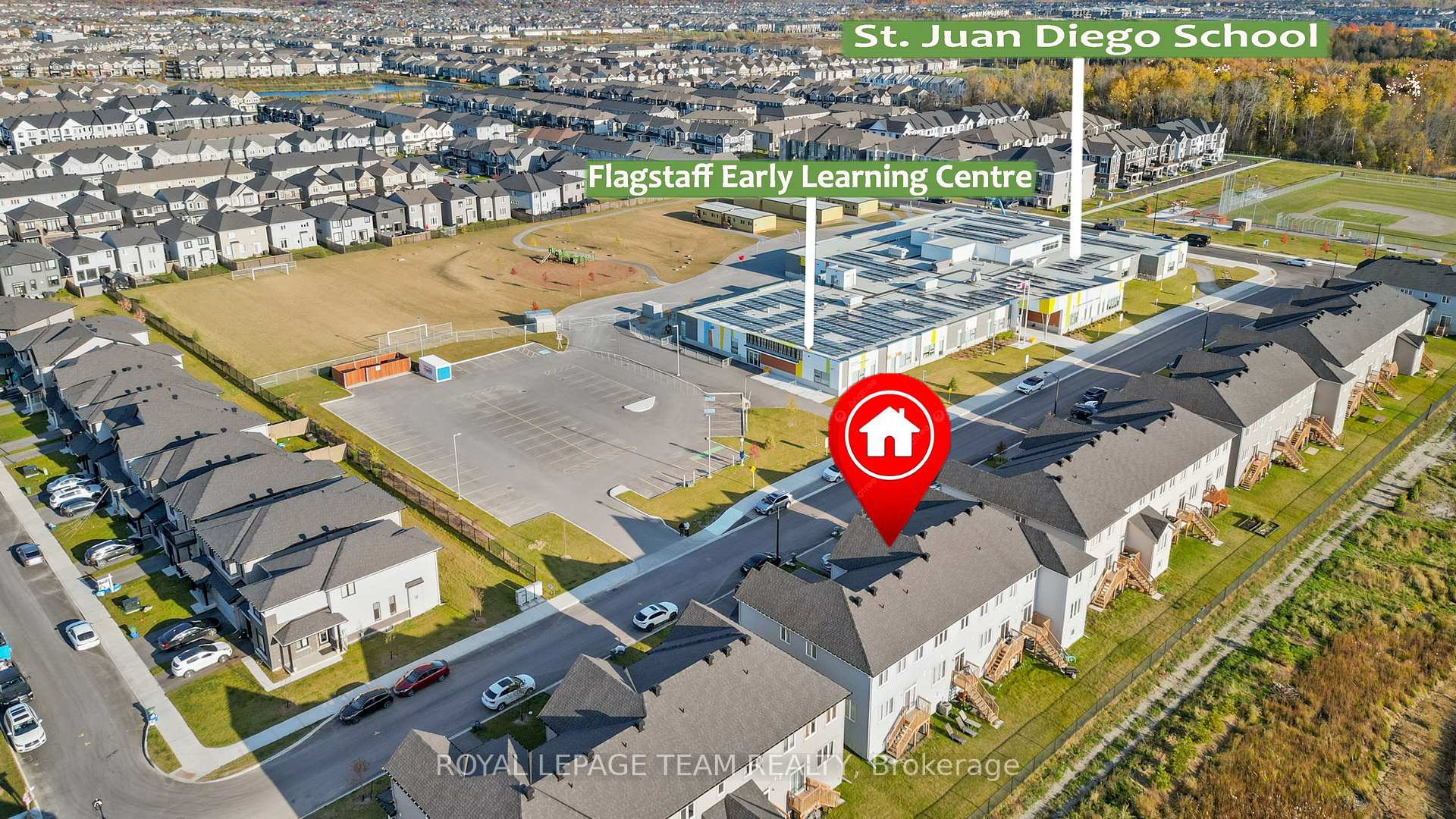 Photo 3 of 108 Main Halyard Lane, Ottawa, Barrhaven - Half Moon Bay — HOMEH