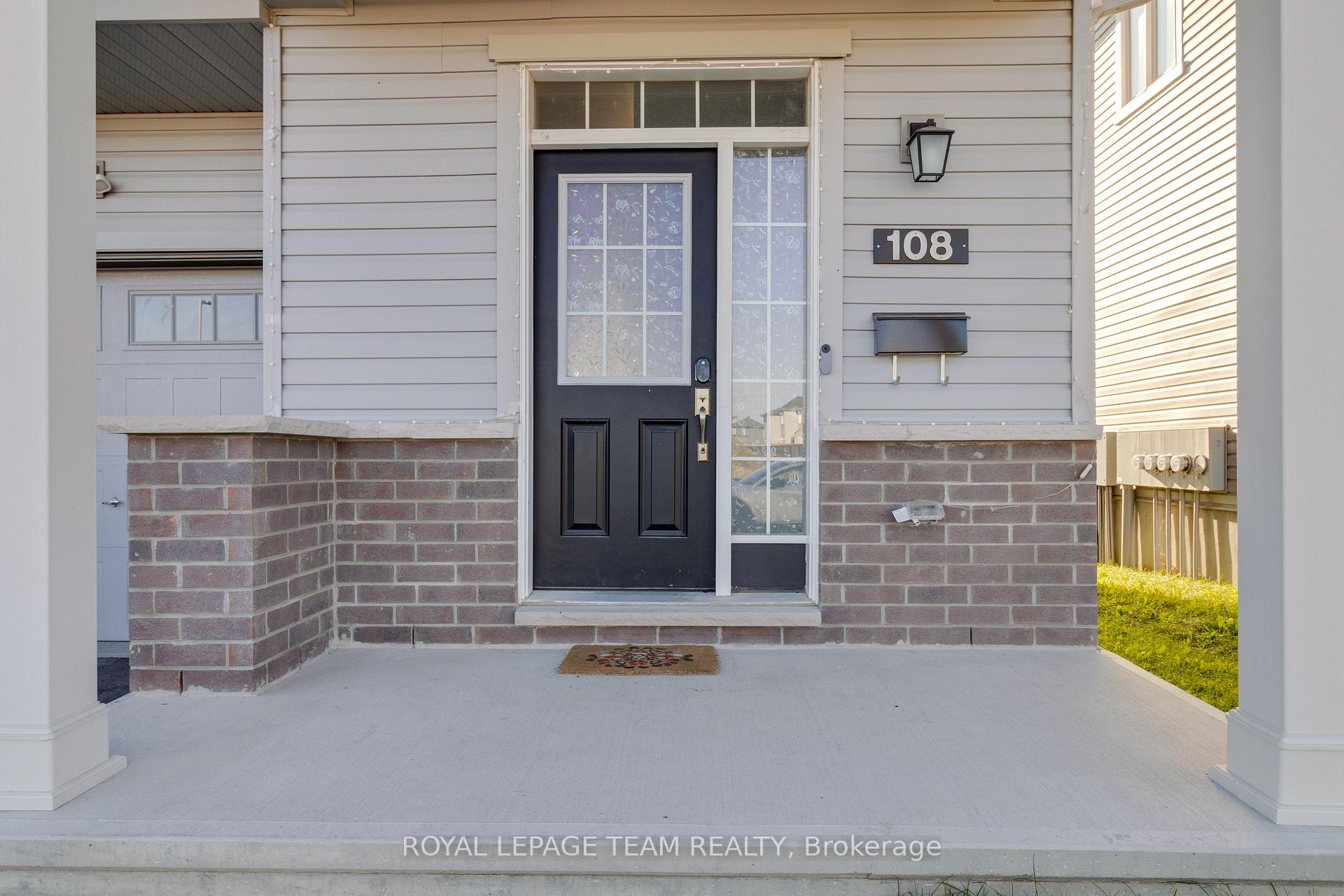 Photo 5 of 108 Main Halyard Lane, Ottawa, Barrhaven - Half Moon Bay — HOMEH