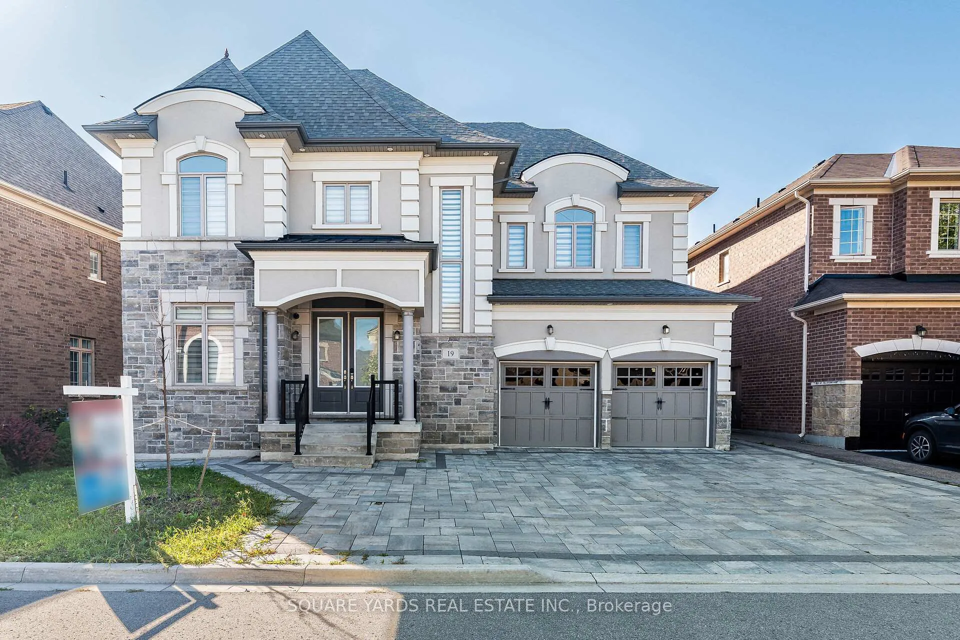 Front of 19 Cloverhaven Rd