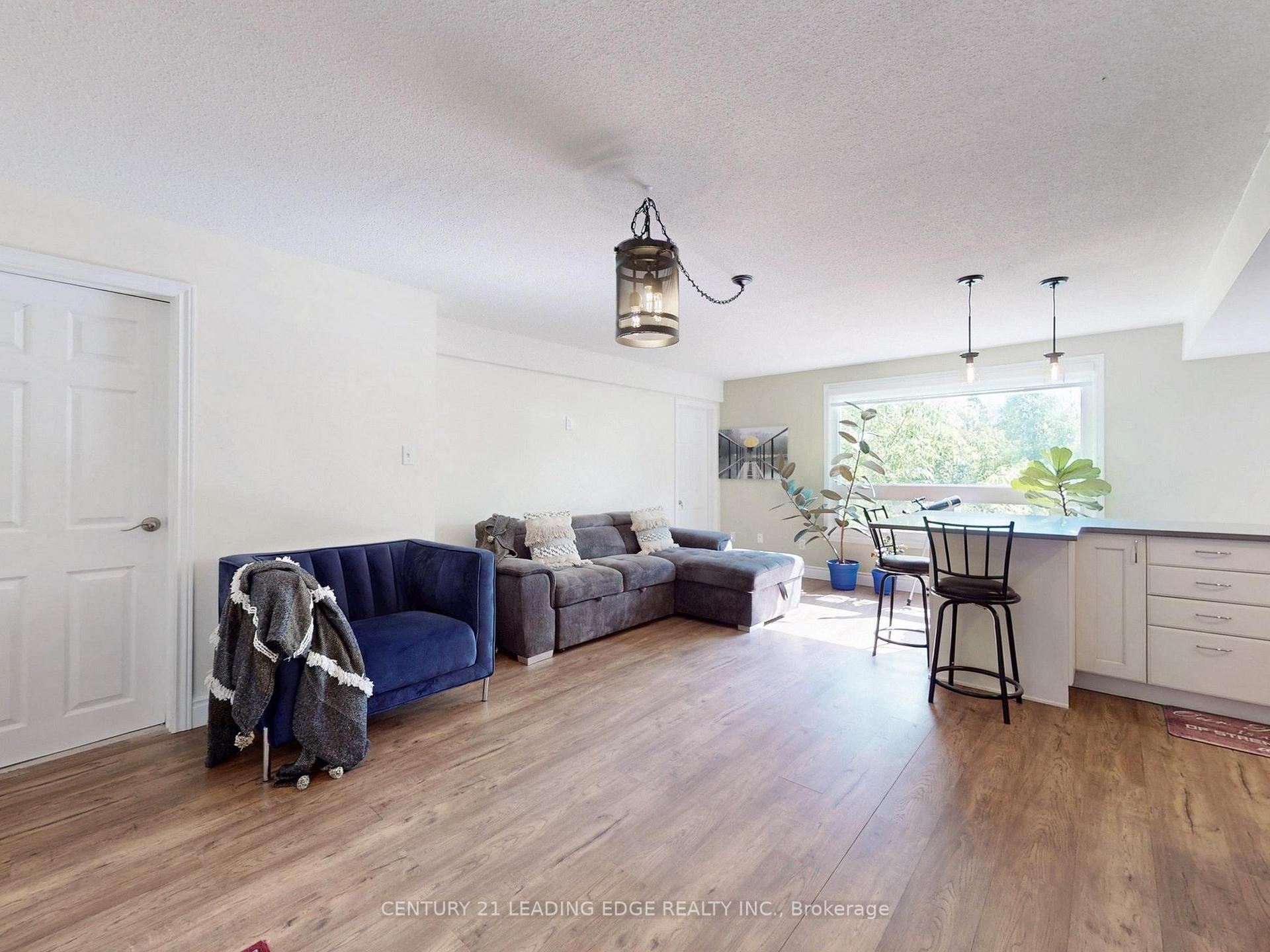 Photo 9 of Unit In Between, 61 Garden Street, Whitby, Downtown Whitby — HOMEH