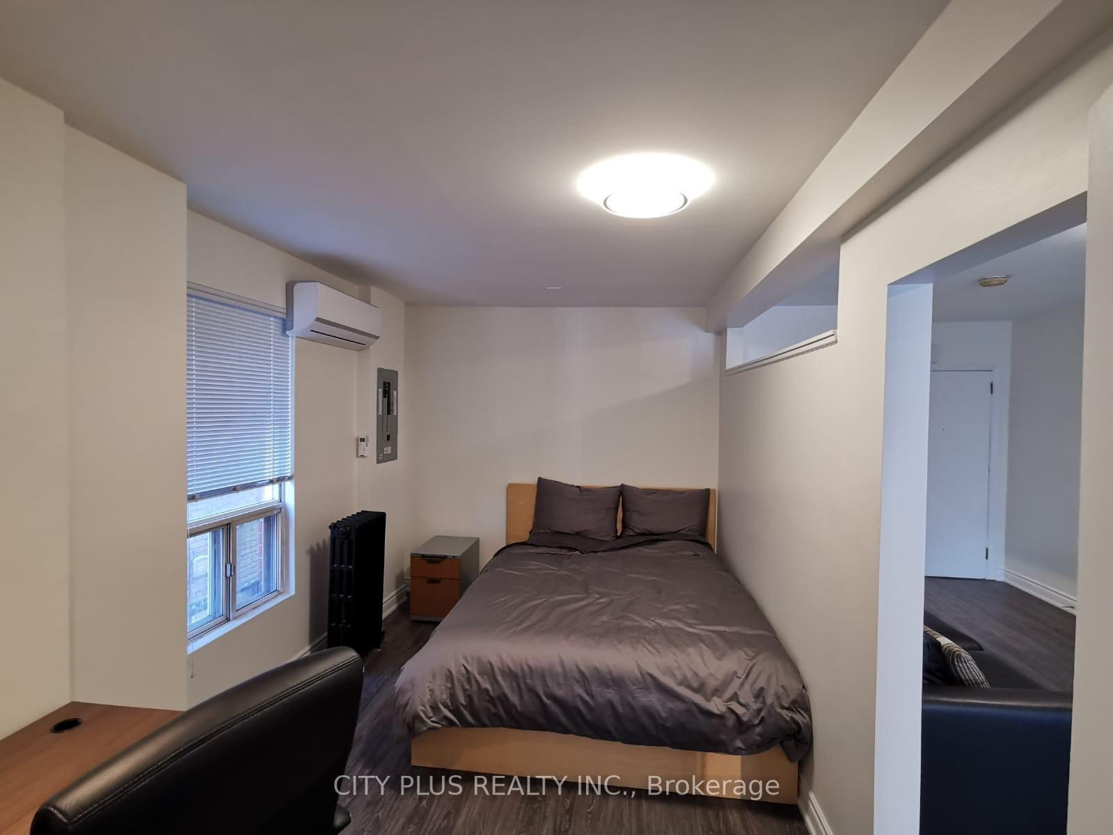Photo 4 of Unit 2A, 754 Broadview Avenue, Toronto, North Riverdale — HOMEH