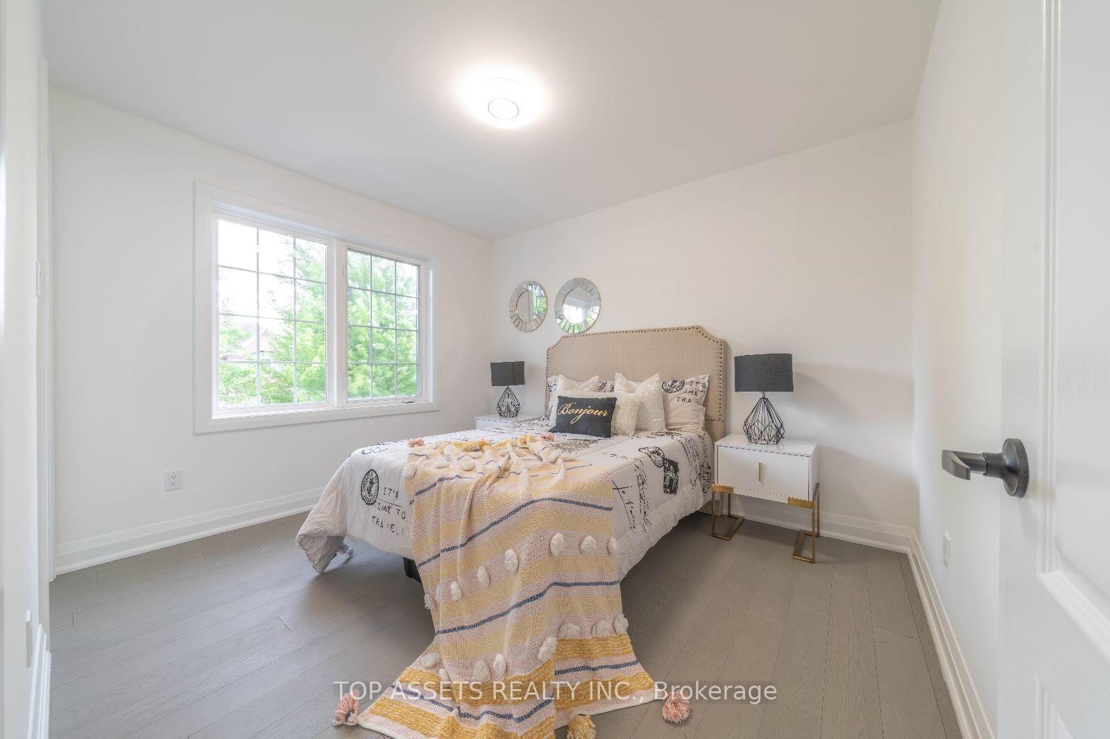 Photo 8 of 37 Landsdown Crescent, Markham, Wismer — HOMEH