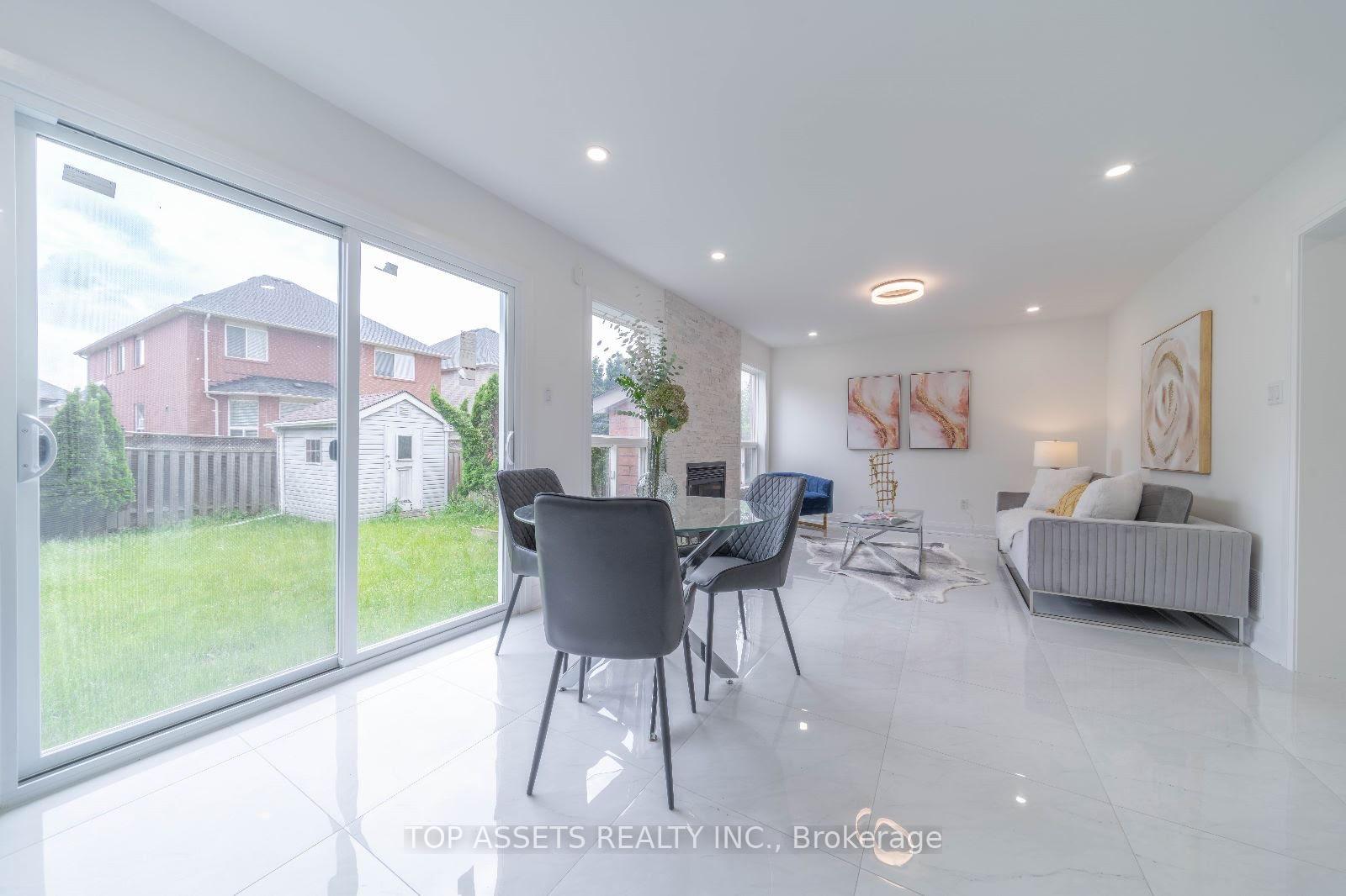 Photo 14 of 37 Landsdown Crescent, Markham, Wismer — HOMEH