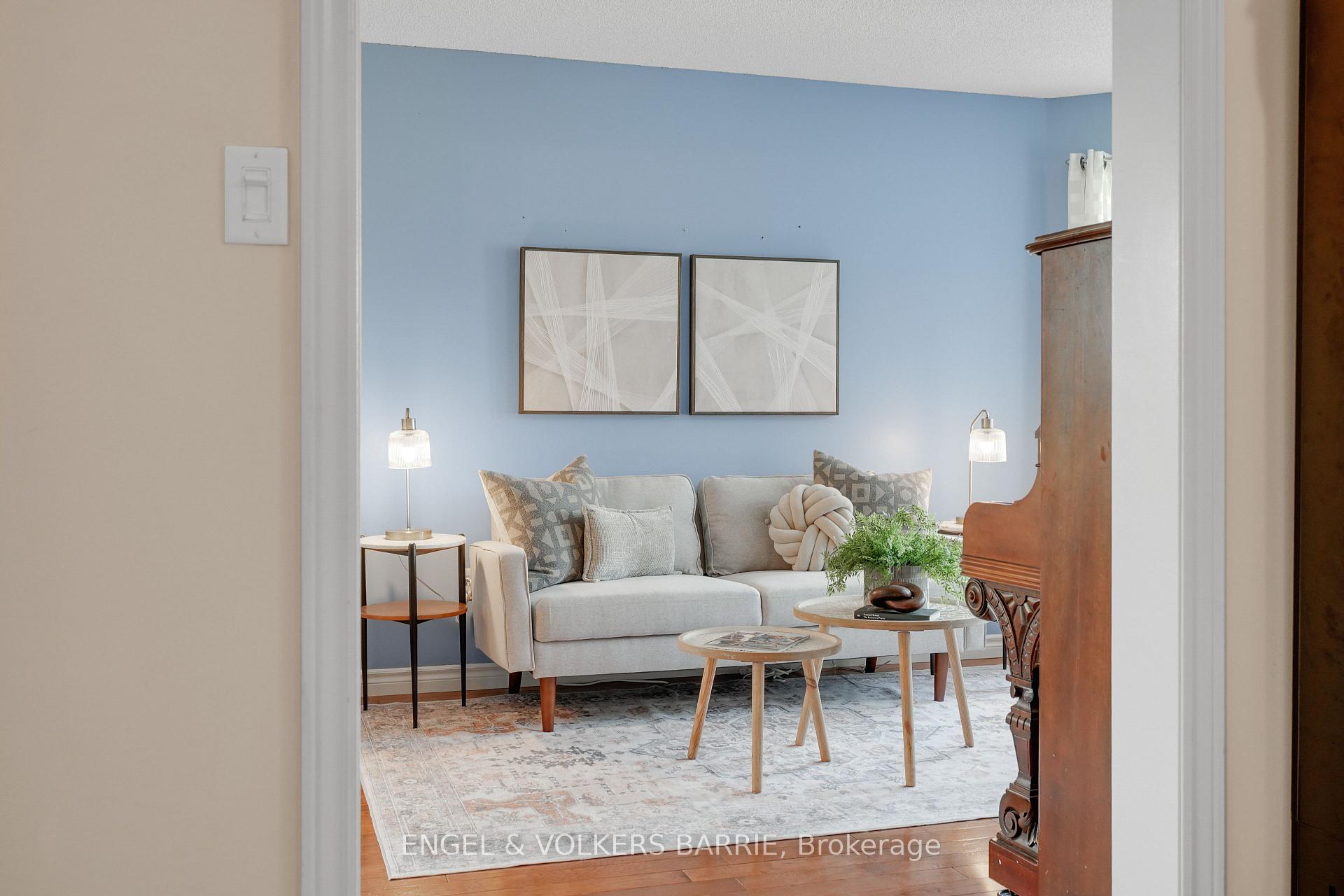Photo 6 of 14 Muir Drive, Barrie, Ardagh — HOMEH