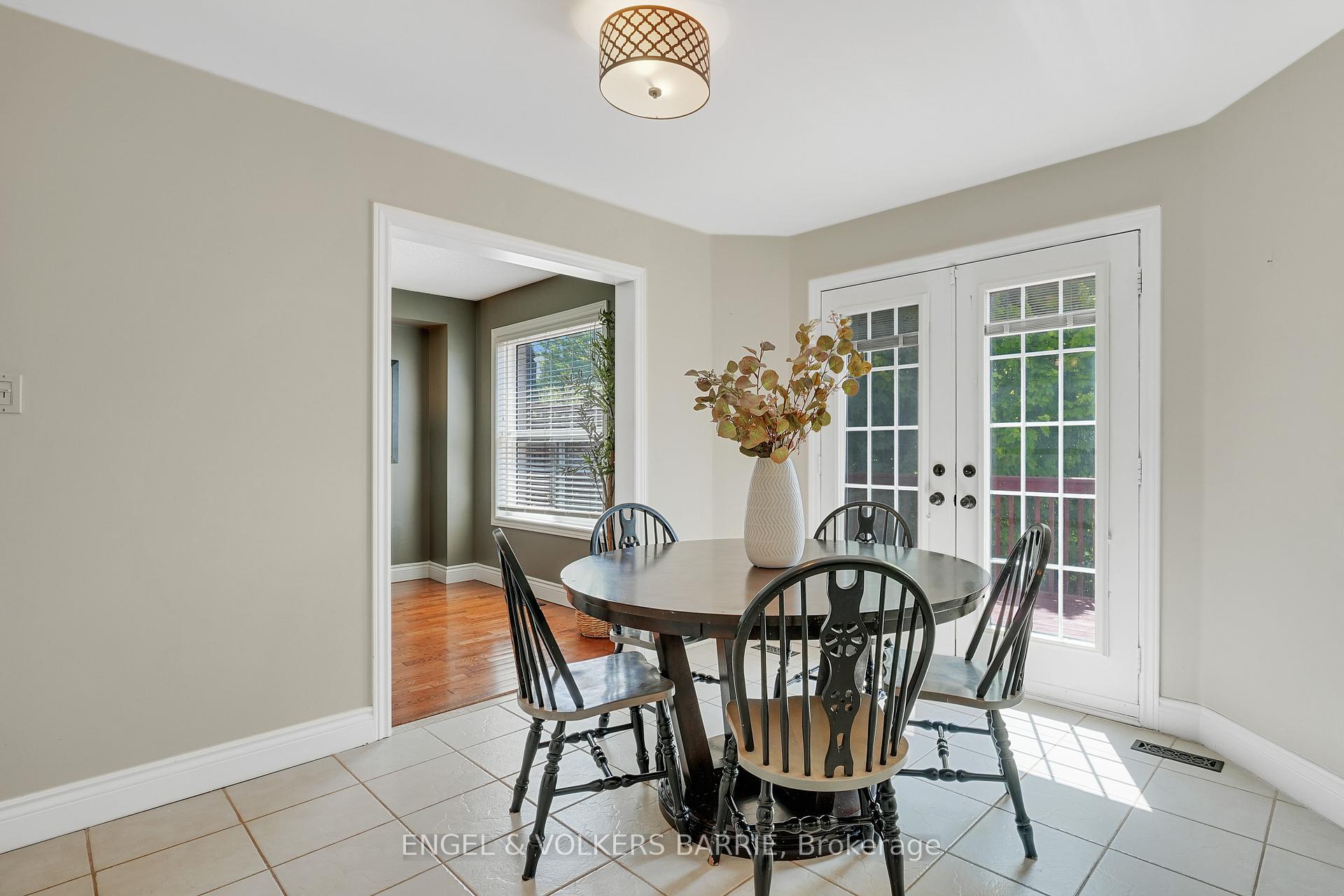 Photo 13 of 14 Muir Drive, Barrie, Ardagh — HOMEH