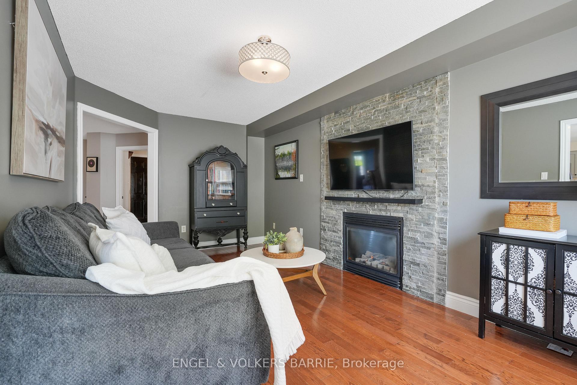 Photo 14 of 14 Muir Drive, Barrie, Ardagh — HOMEH