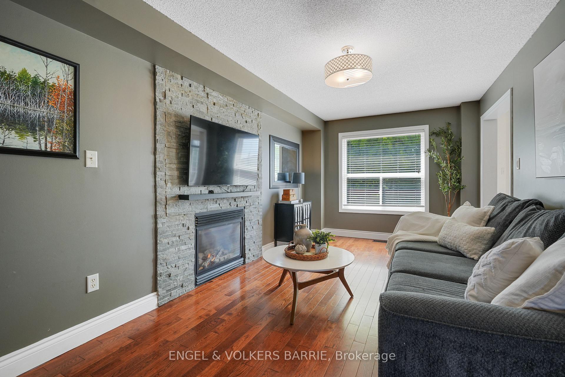 Photo 15 of 14 Muir Drive, Barrie, Ardagh — HOMEH