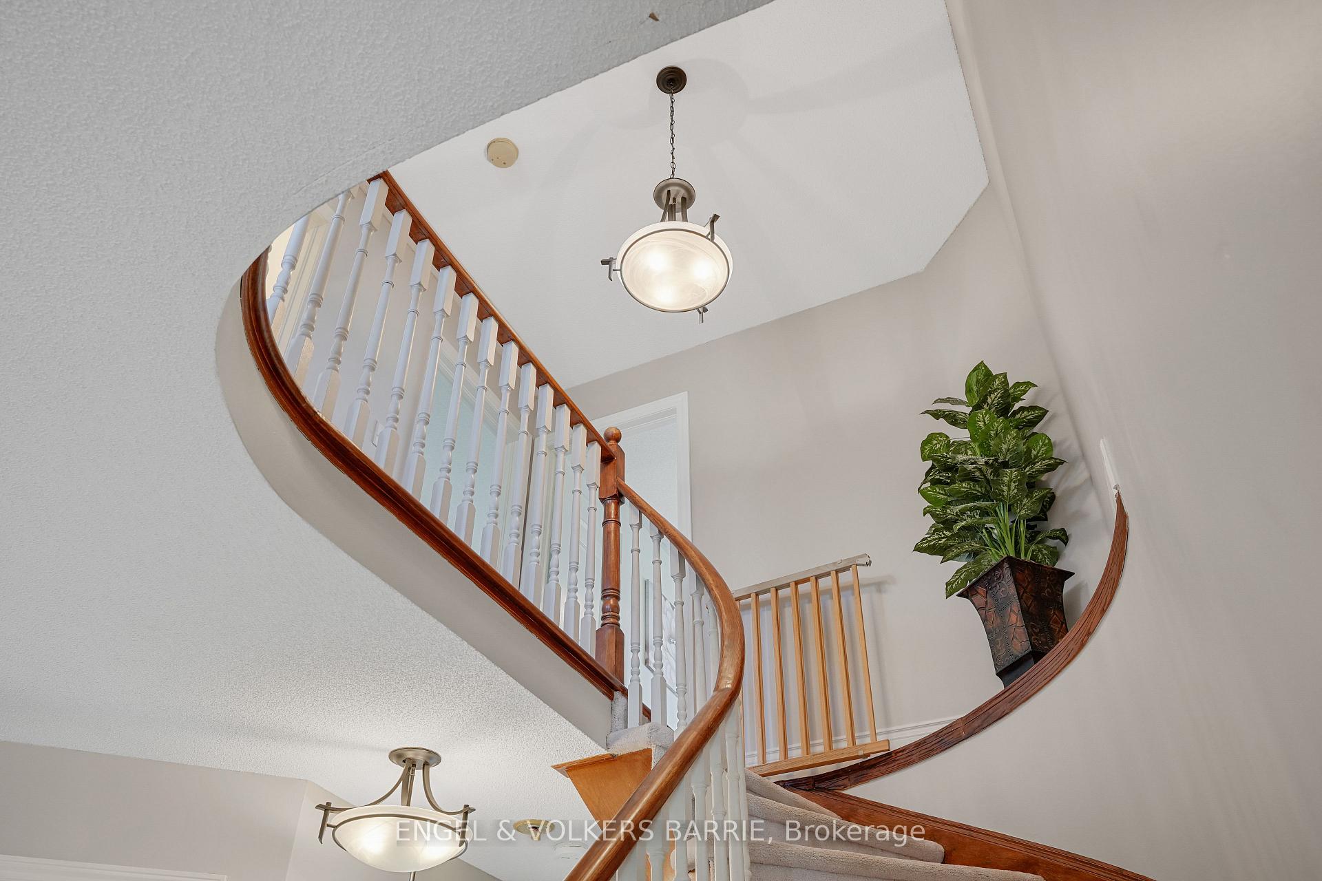 Photo 19 of 14 Muir Drive, Barrie, Ardagh — HOMEH