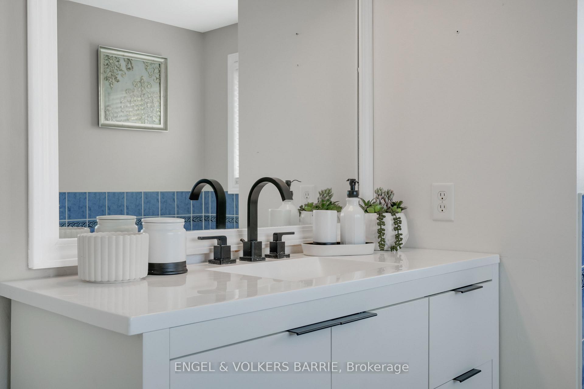 Photo 25 of 14 Muir Drive, Barrie, Ardagh — HOMEH