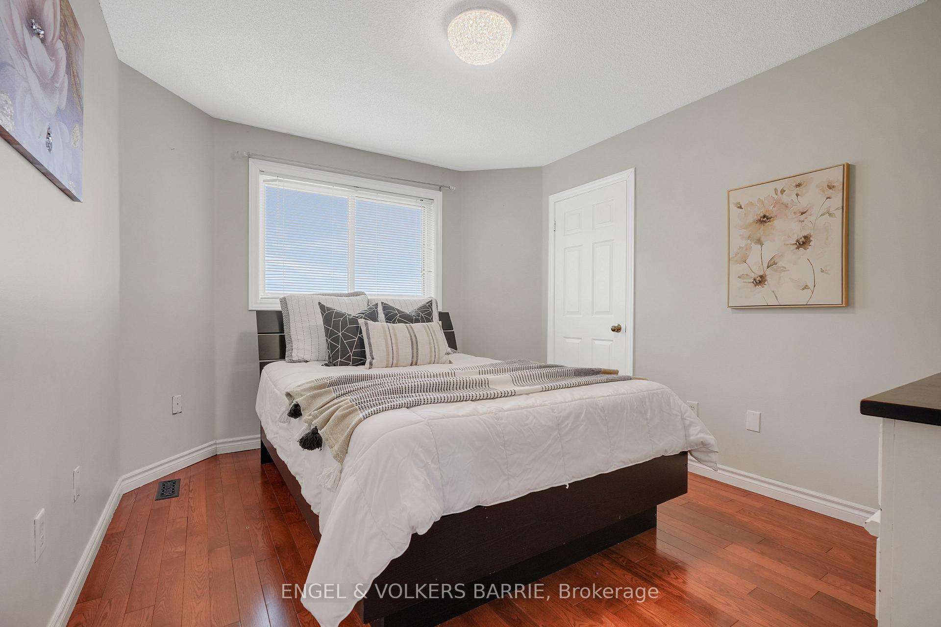 Photo 28 of 14 Muir Drive, Barrie, Ardagh — HOMEH