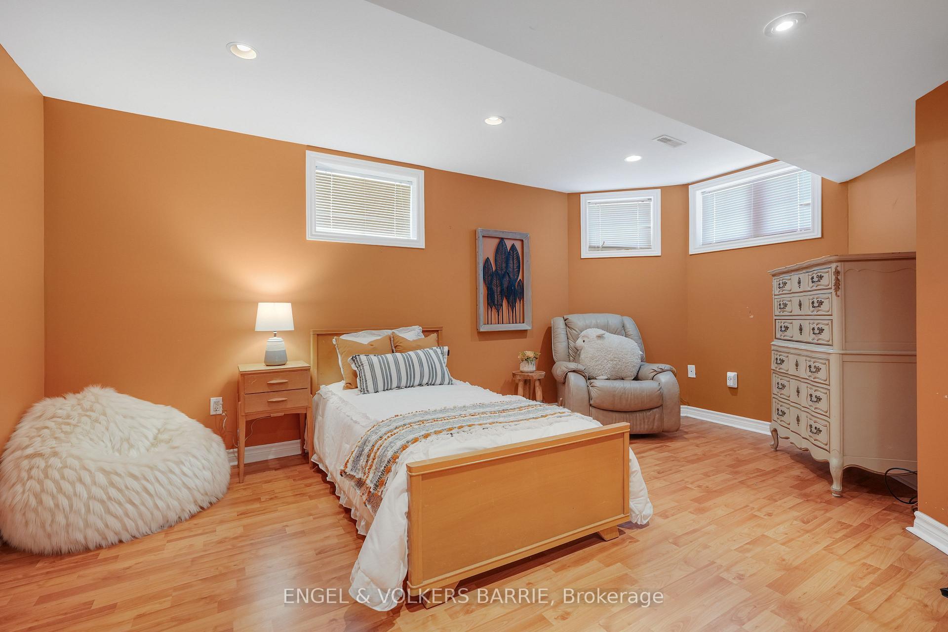 Photo 35 of 14 Muir Drive, Barrie, Ardagh — HOMEH