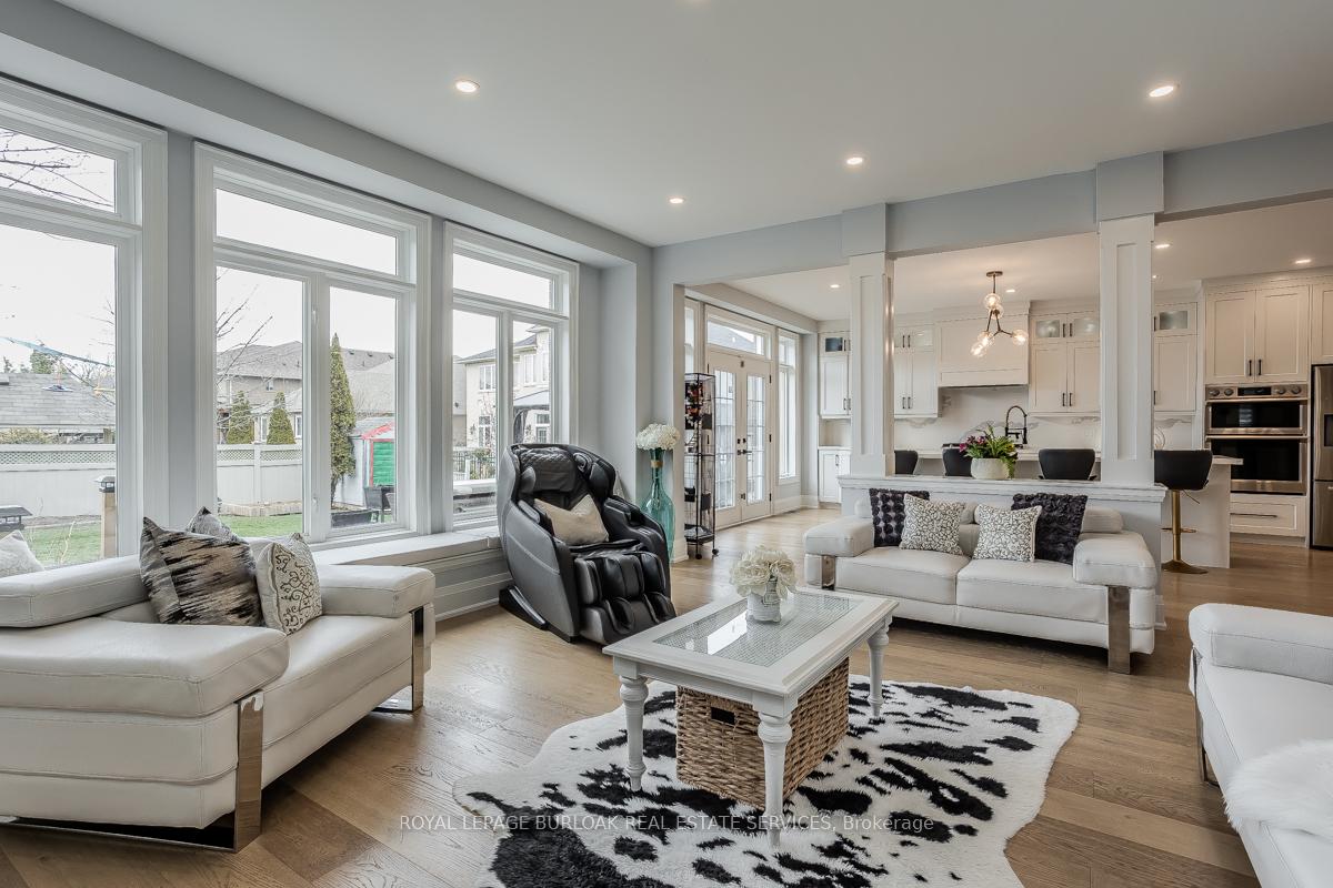 Photo 12 of 287 Cloverleaf Drive, Hamilton, Ancaster — HOMEH