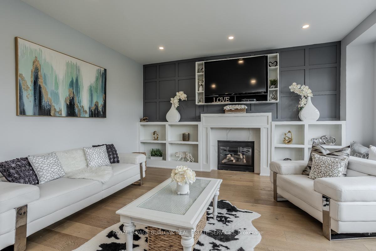 Photo 13 of 287 Cloverleaf Drive, Hamilton, Ancaster — HOMEH