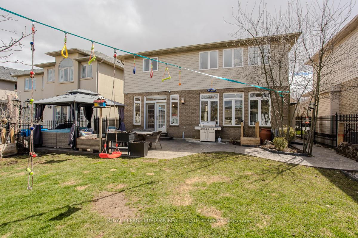 Photo 16 of 287 Cloverleaf Drive, Hamilton, Ancaster — HOMEH