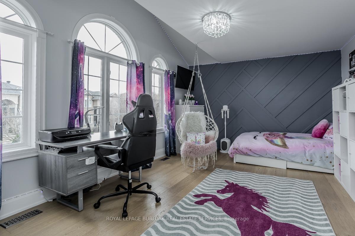 Photo 36 of 287 Cloverleaf Drive, Hamilton, Ancaster — HOMEH