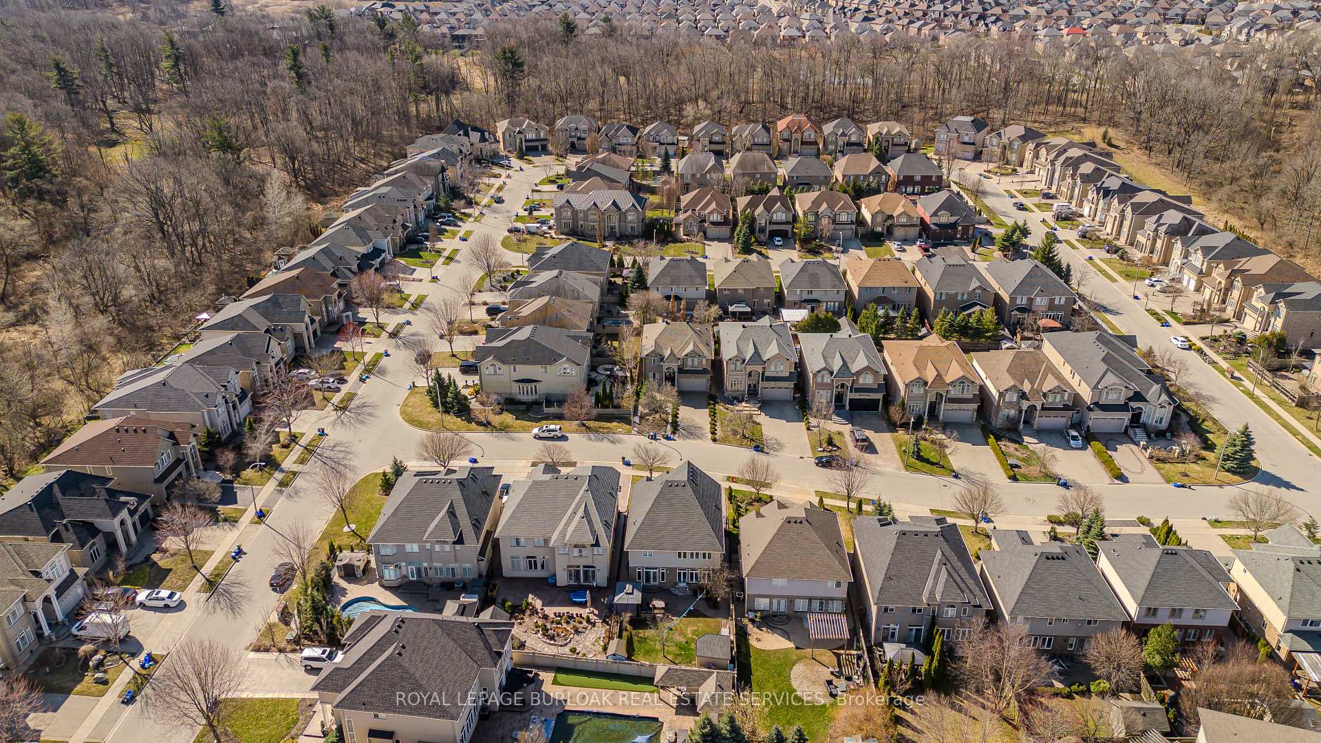 Photo 50 of 287 Cloverleaf Drive, Hamilton, Ancaster — HOMEH