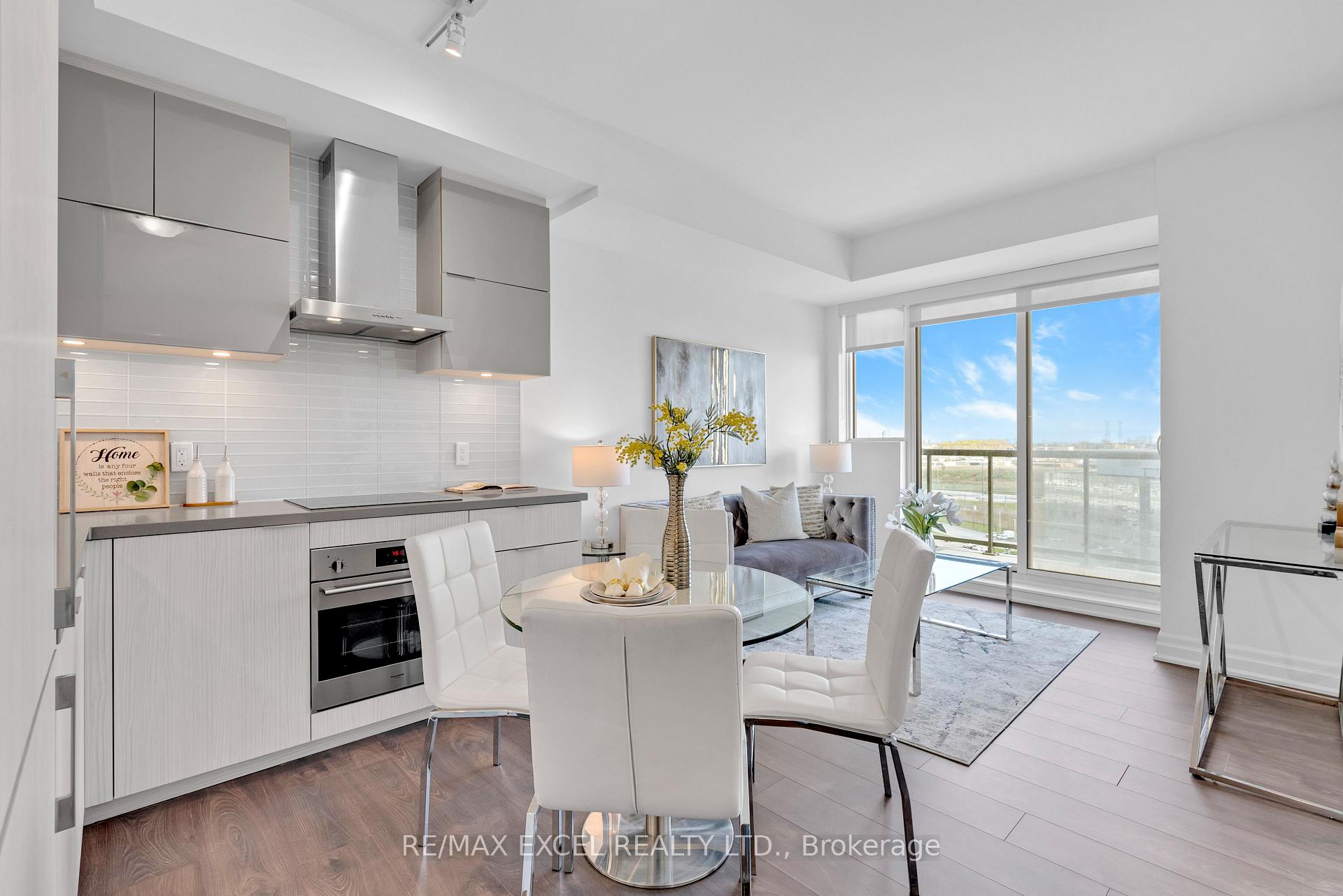 Front of Unit 1411, 10 Rouge Valley Drive W