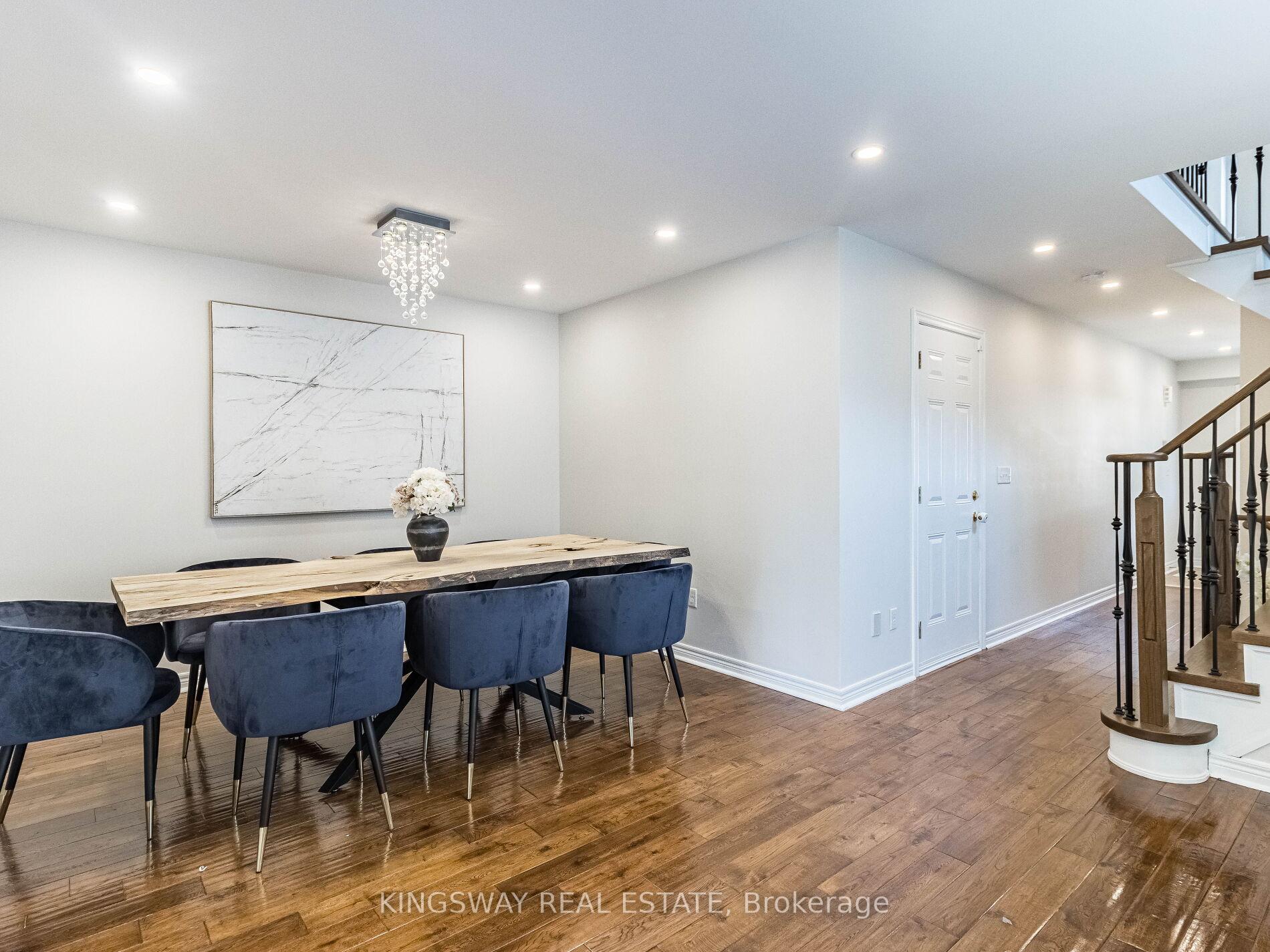 Photo 10 of 4885 Capri Crescent, Burlington, Alton — HOMEH