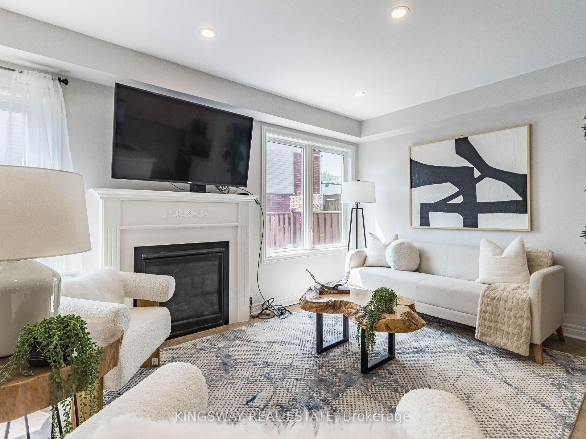 Photo 15 of 4885 Capri Crescent, Burlington, Alton — HOMEH