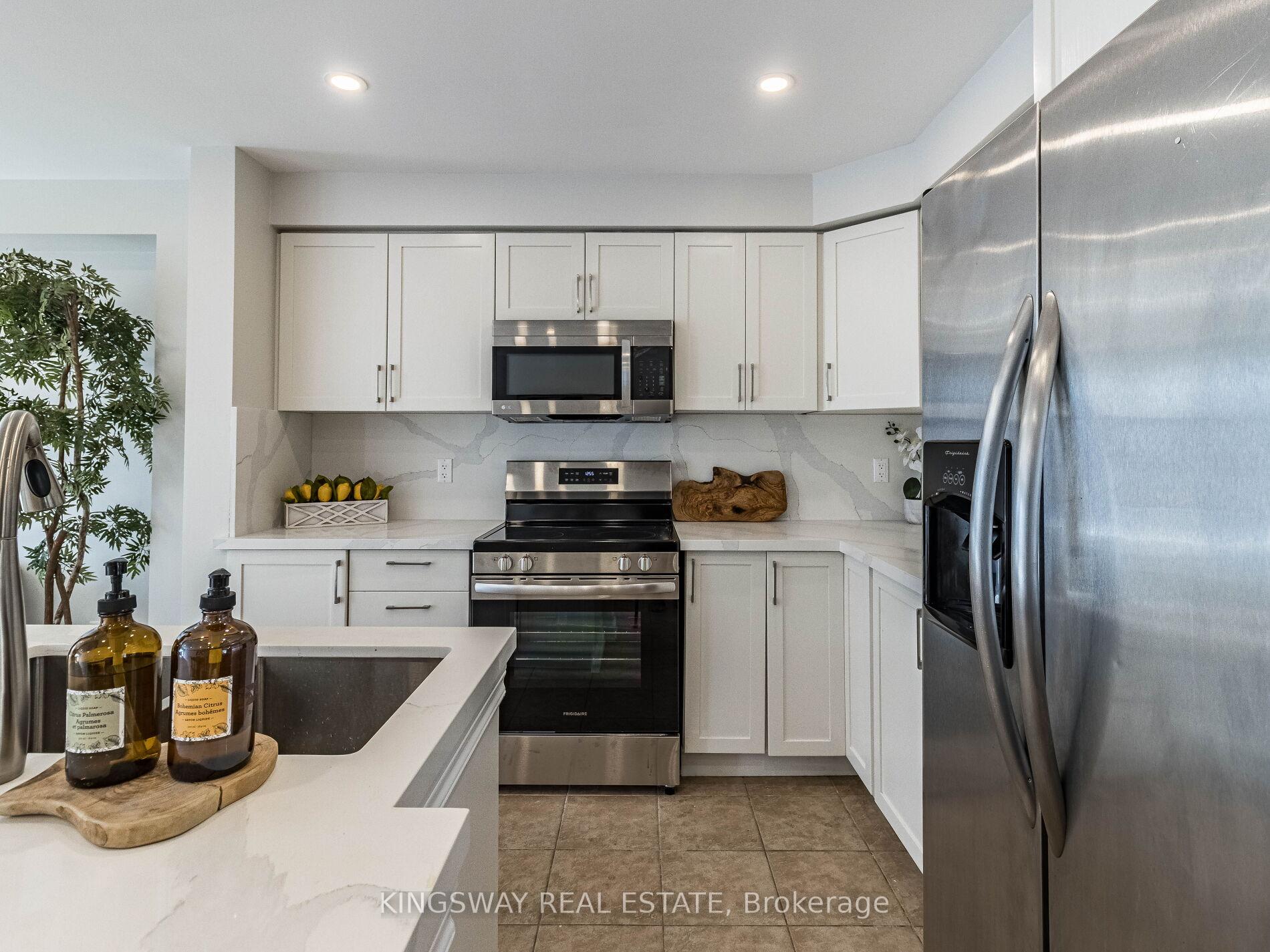 Photo 20 of 4885 Capri Crescent, Burlington, Alton — HOMEH