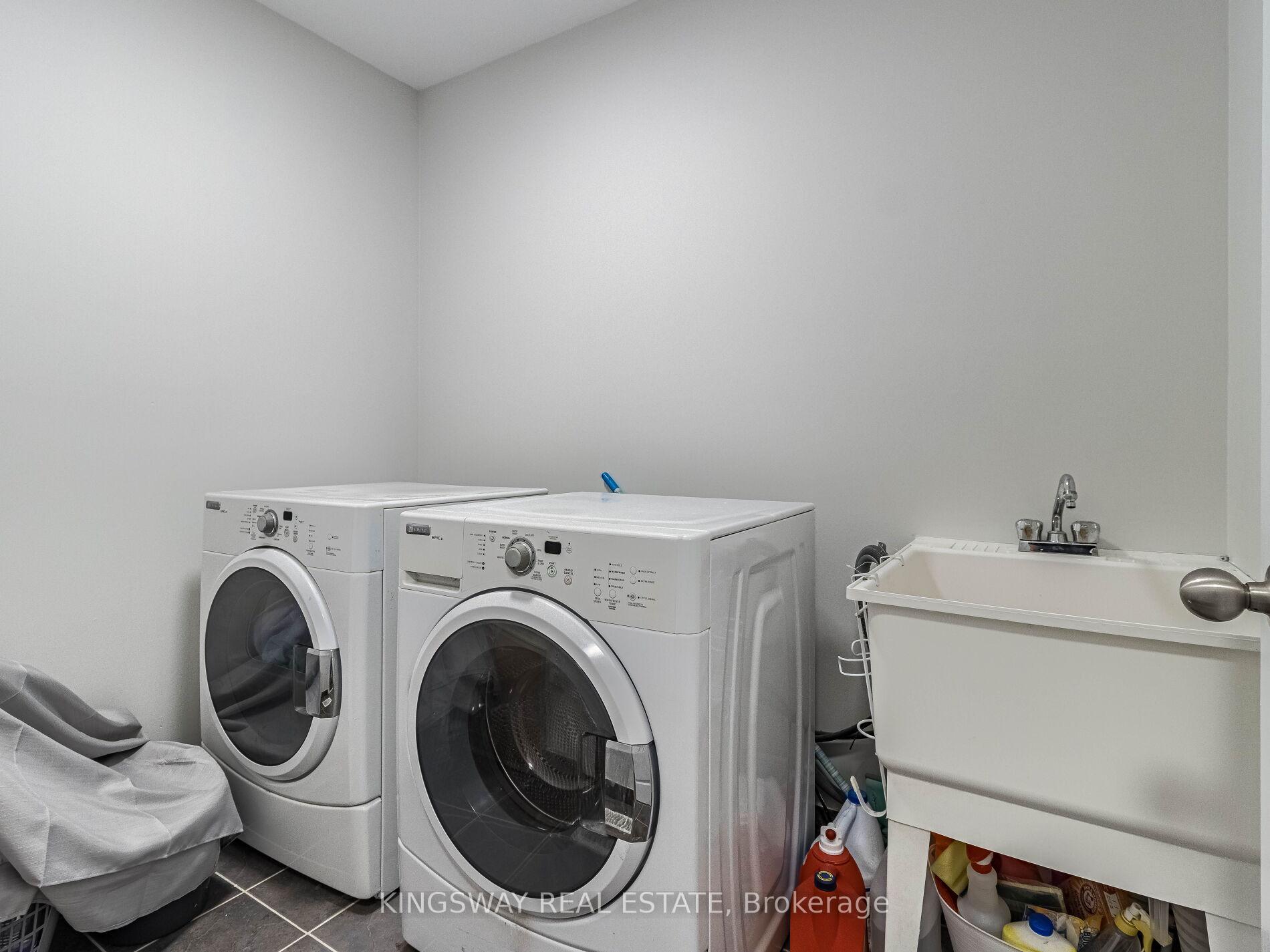 Photo 35 of 4885 Capri Crescent, Burlington, Alton — HOMEH