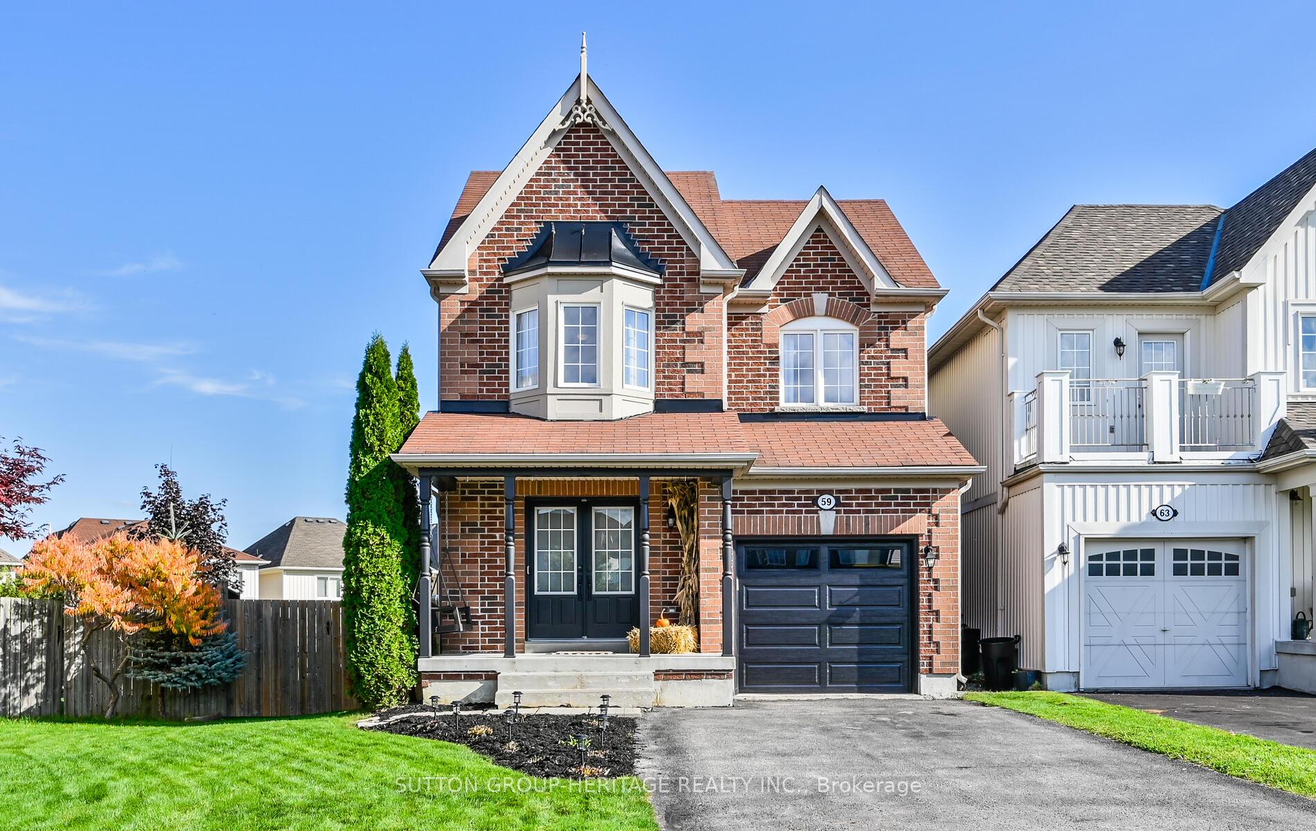 Photo 3 of 59 Allworth Crescent, Clarington, Bowmanville — HOMEH